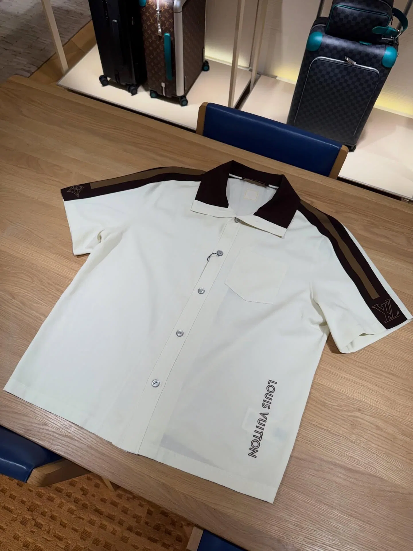 LV 27FW VVEHJZL 003 반팔셔츠 14