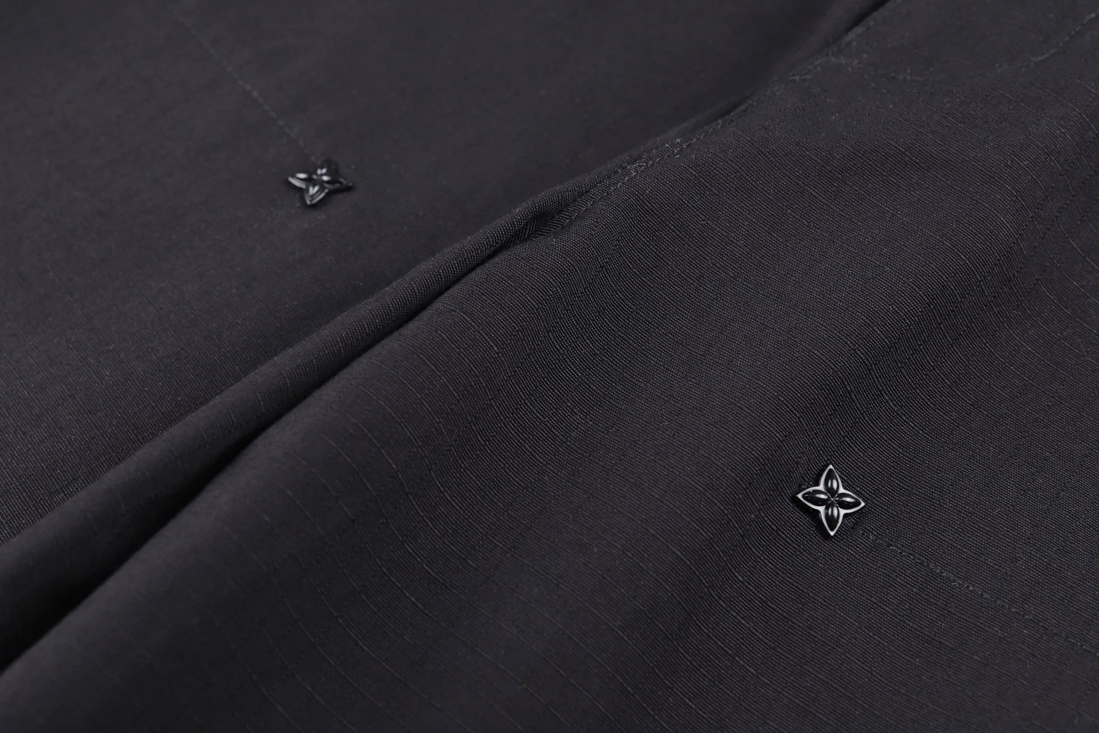 LV 27FW VVEHJZL 004 숏츠 17