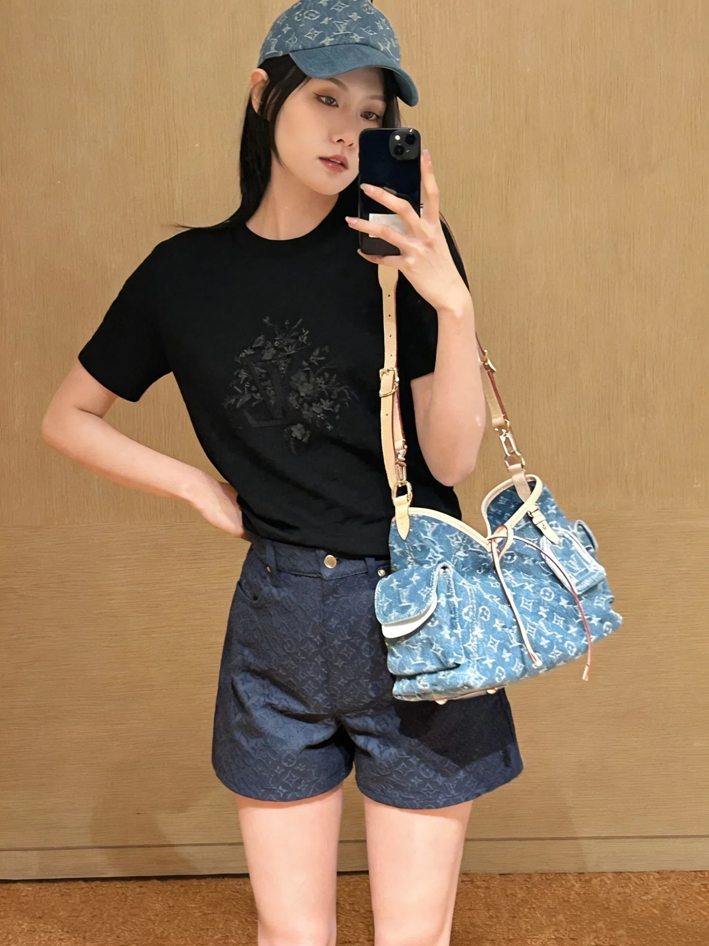 LV 27FW VVEHJZL 005 반팔티셔츠 11