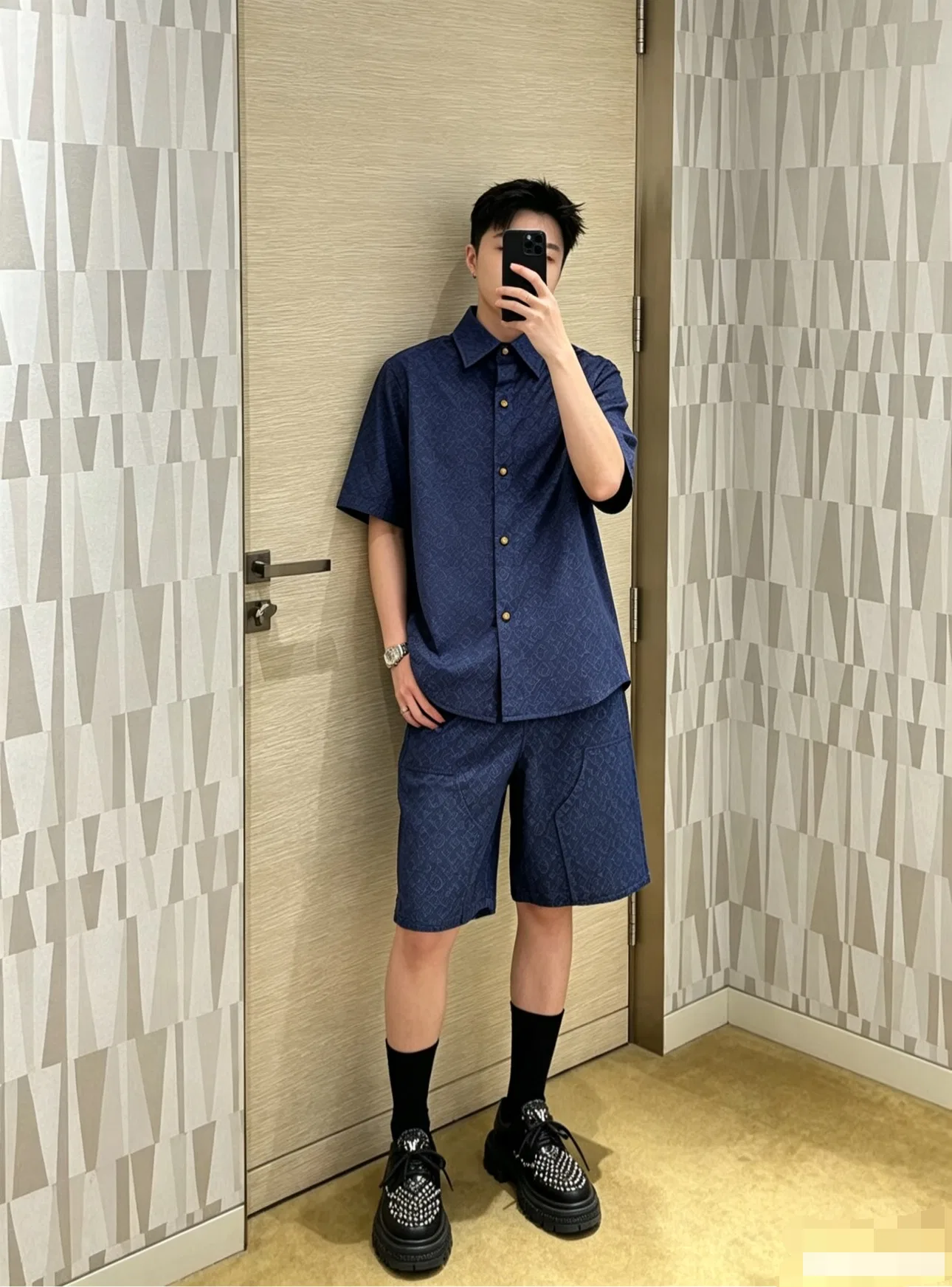 LV 27FW VVEHJZL 008 반팔셔츠 11