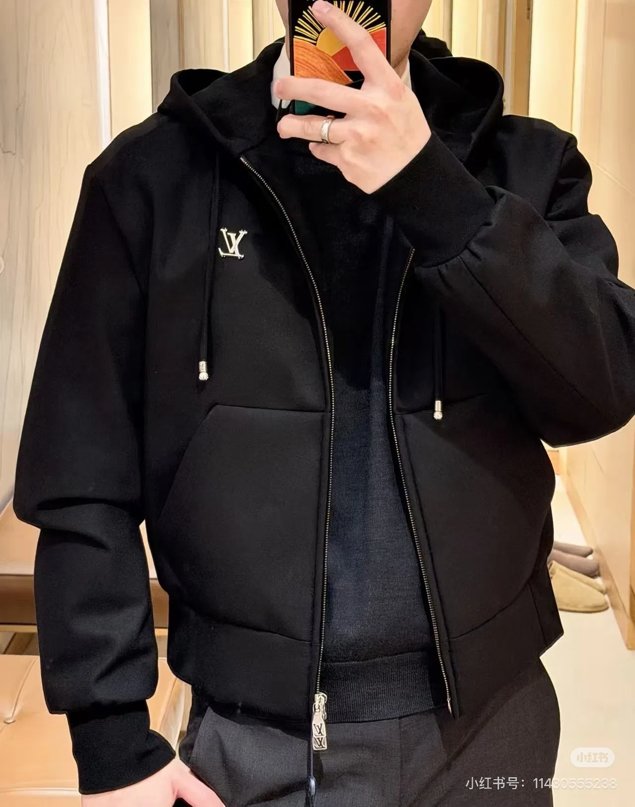 LV 27FW VVEHJZL 010 집업후드 35