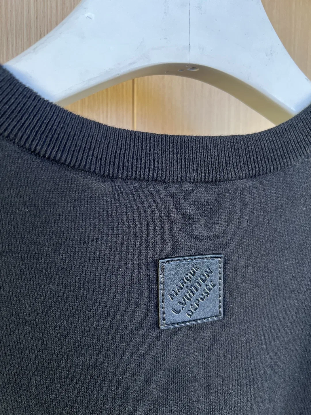 LV 27FW WBOJRAP 002 반팔니트 14