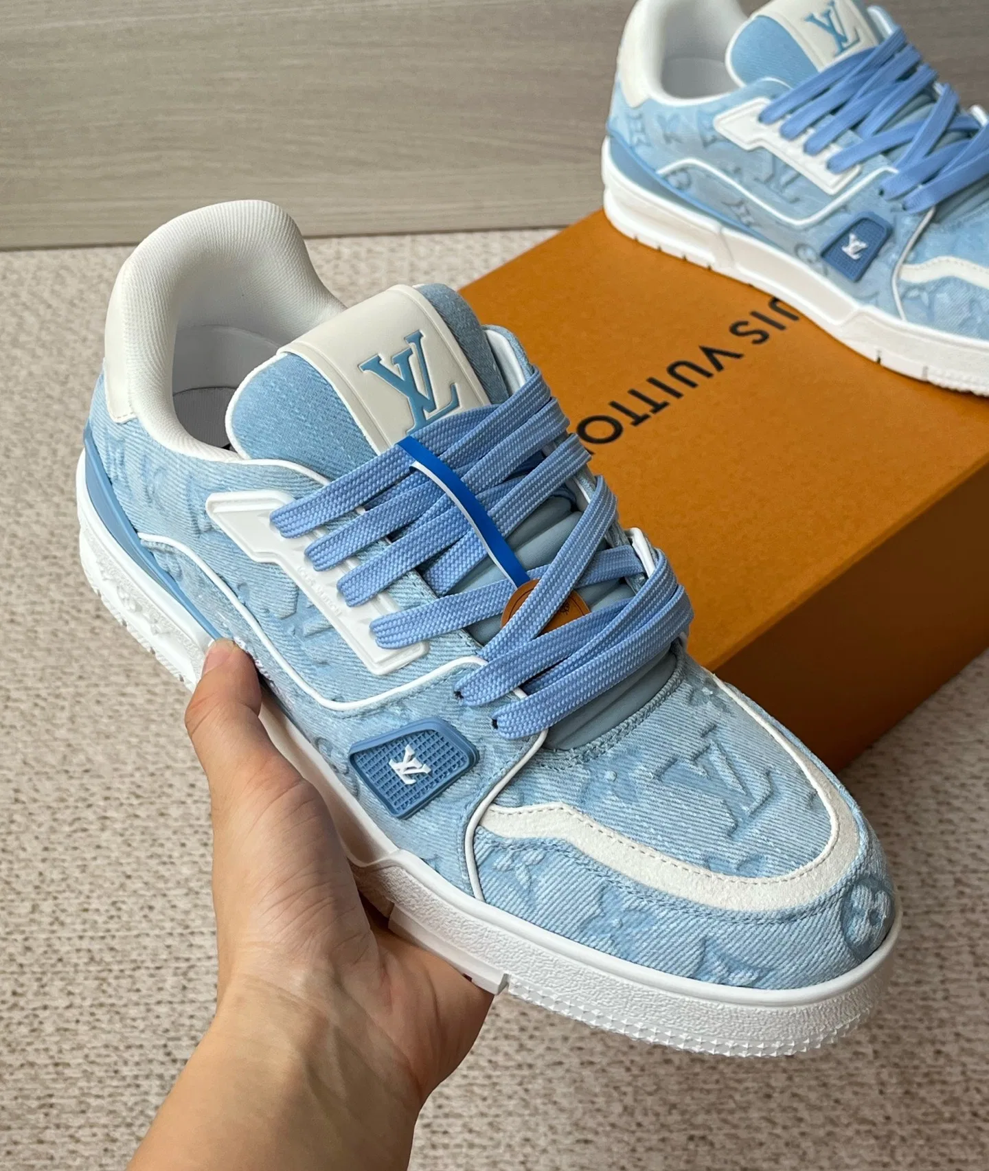 LV 27FW WBOJRAP 015 스니커즈 29