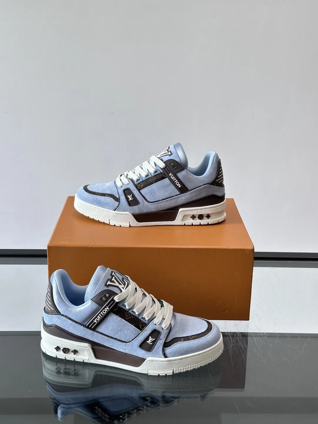 LV 27FW WBOJRAP 018 스니커즈 12