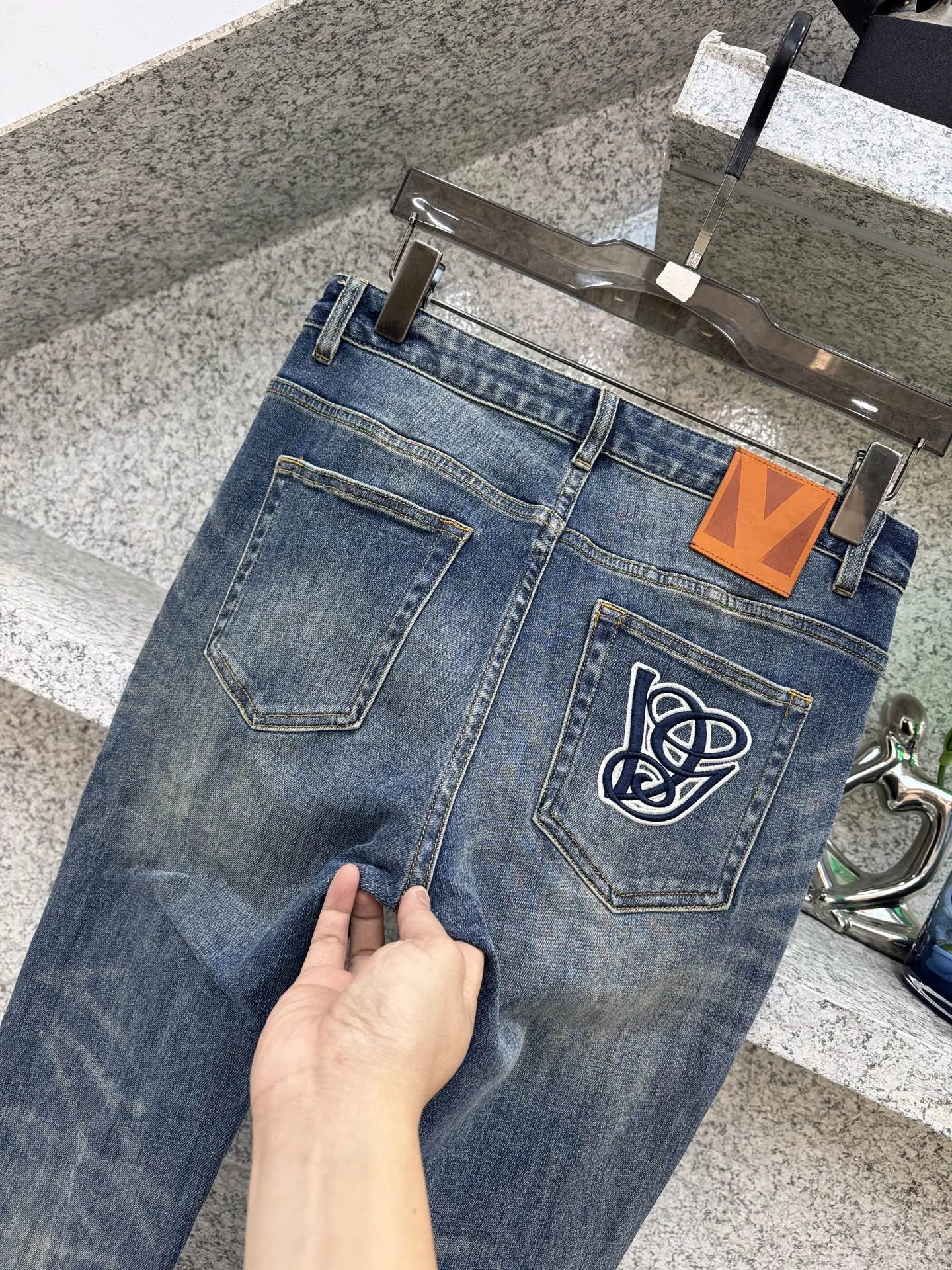 LV 27FW WBOJRAP 021 데님팬츠 7