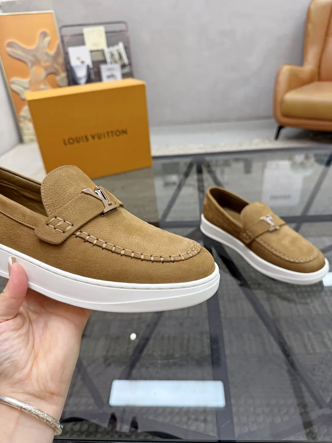 LV 27FW WBOJRAP 023 로퍼 7