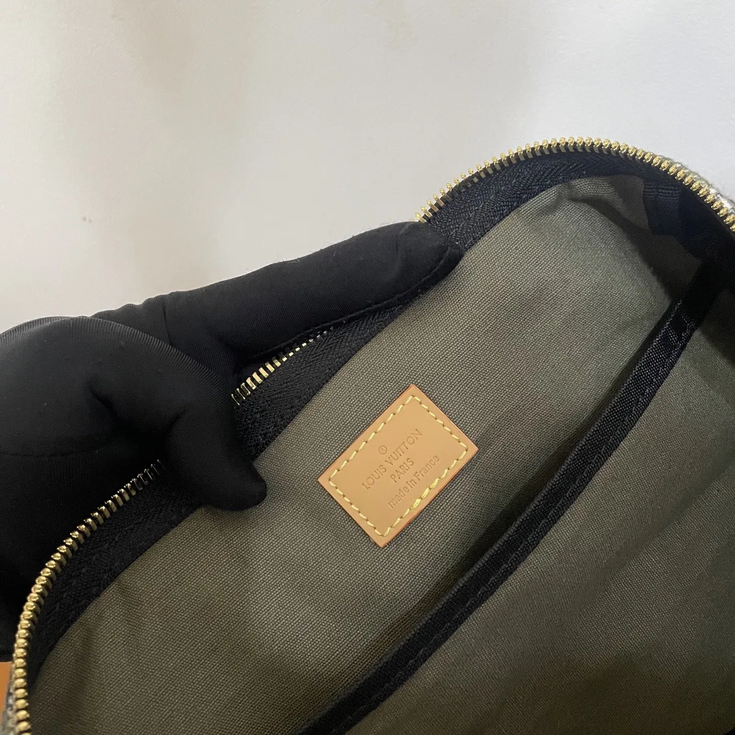 LV 27FW WBOJRAP 071 토트백 9