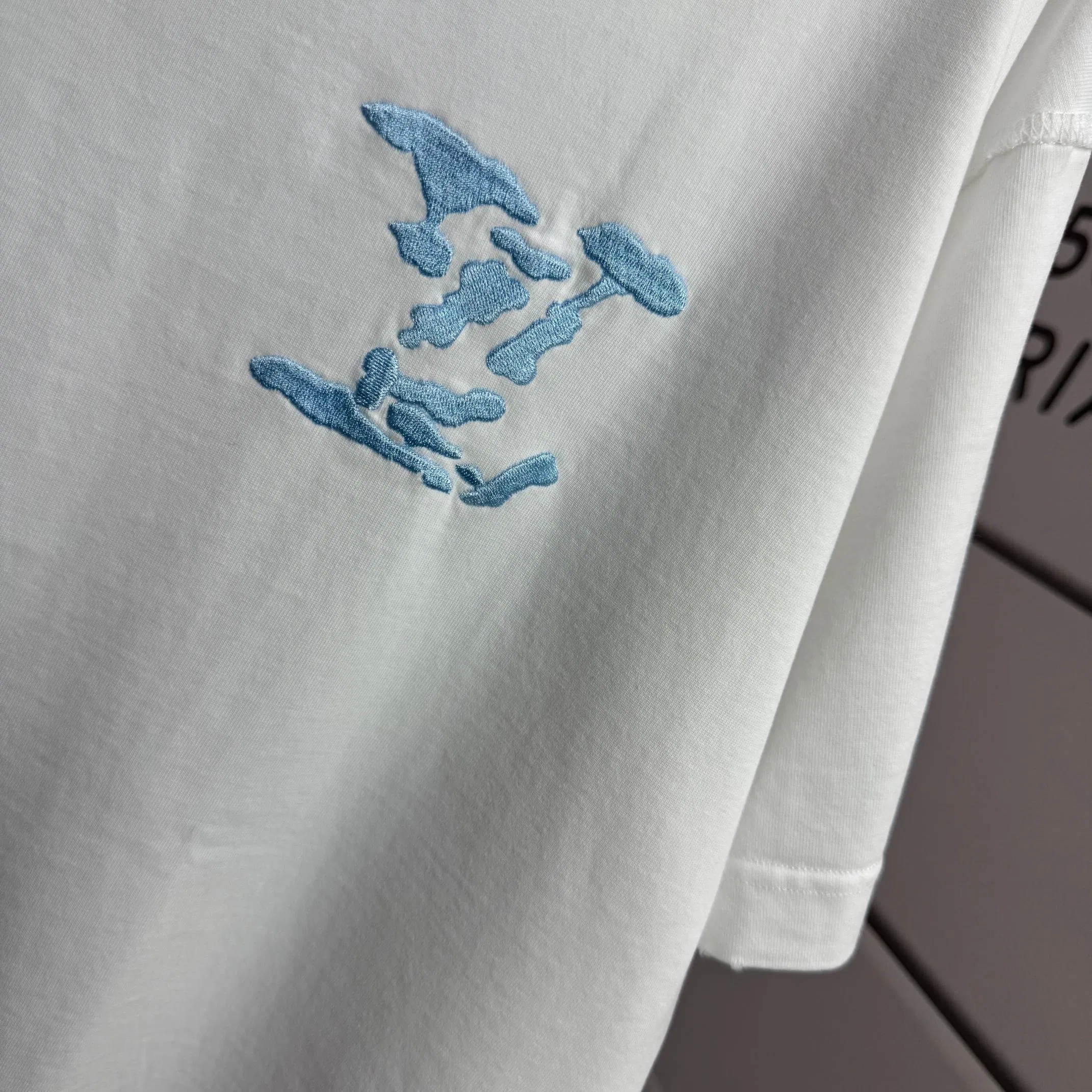 LV 27FW XCJJSKI 002 반팔티셔츠 12