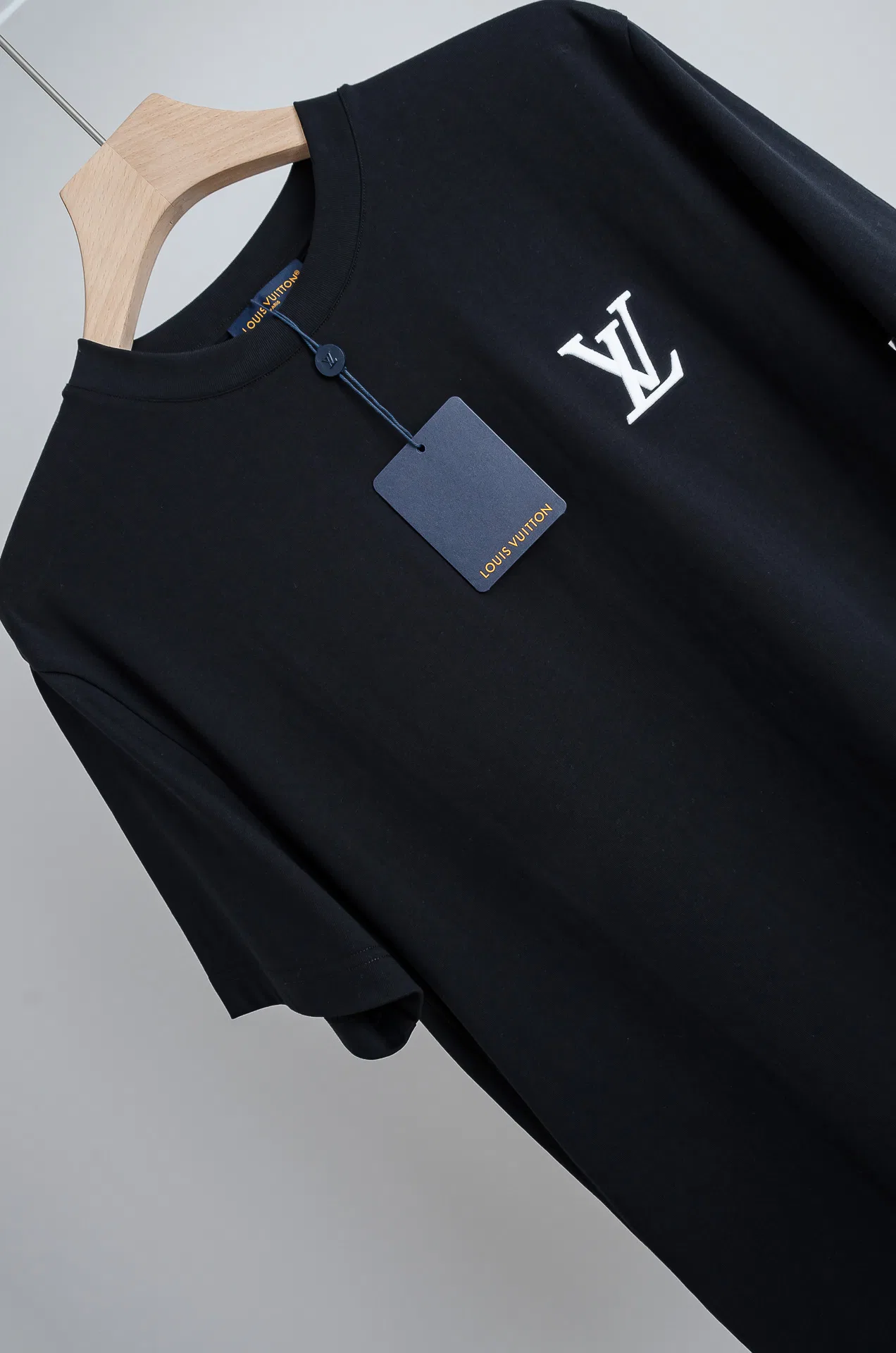 LV 27FW XCJJSKI 007 반팔티셔츠 9