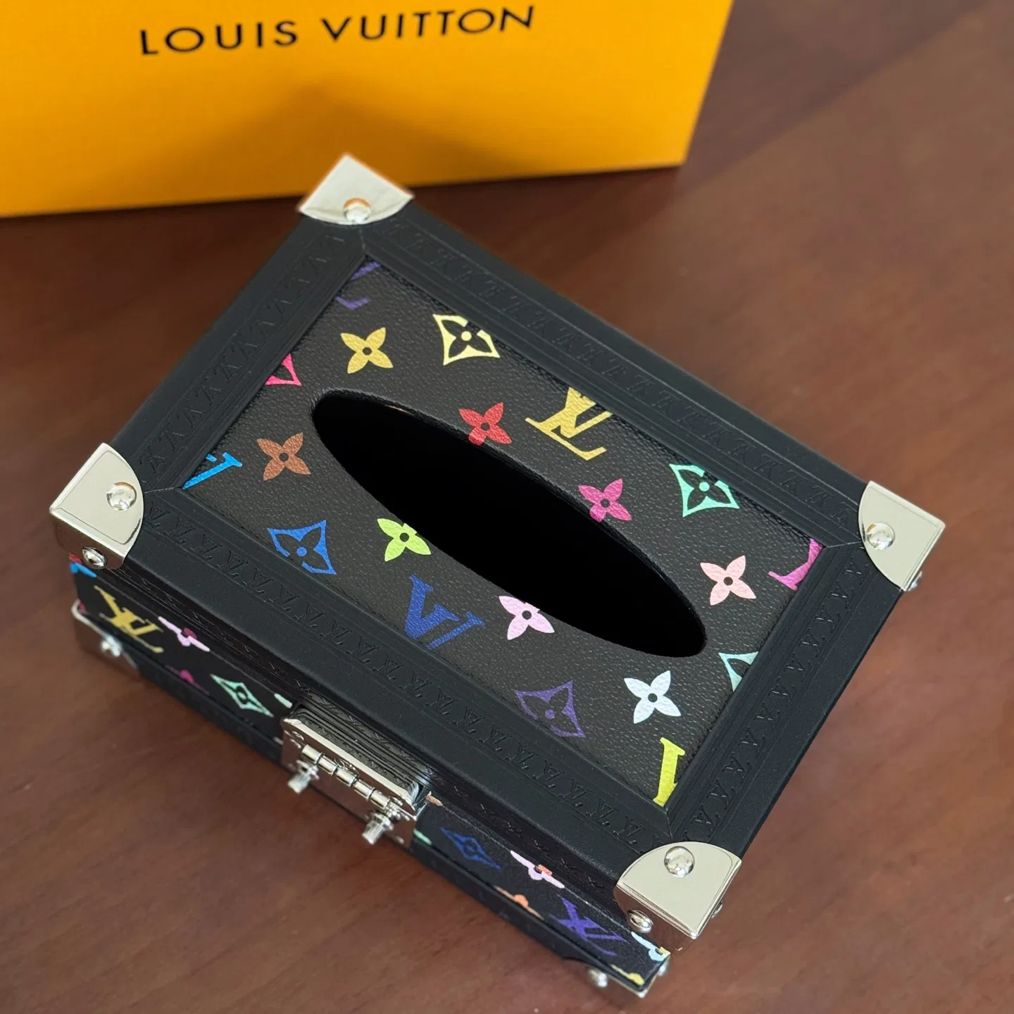 LV 27FW XEHAOGK 008 휴지케이스 43