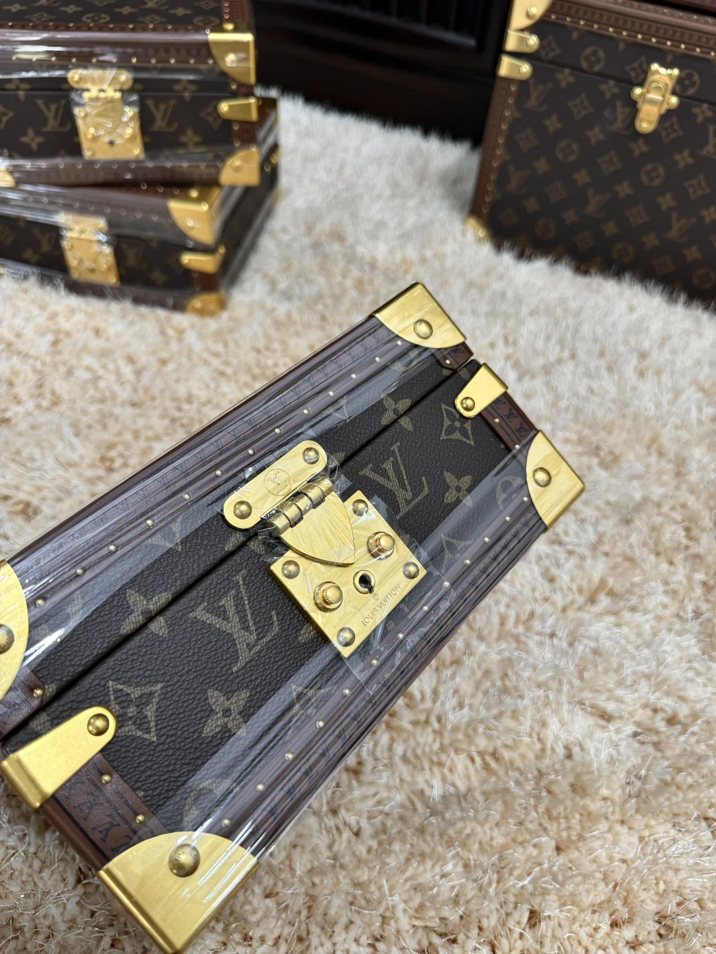 LV 27FW XHWLRED 007 악세사리보관함 7