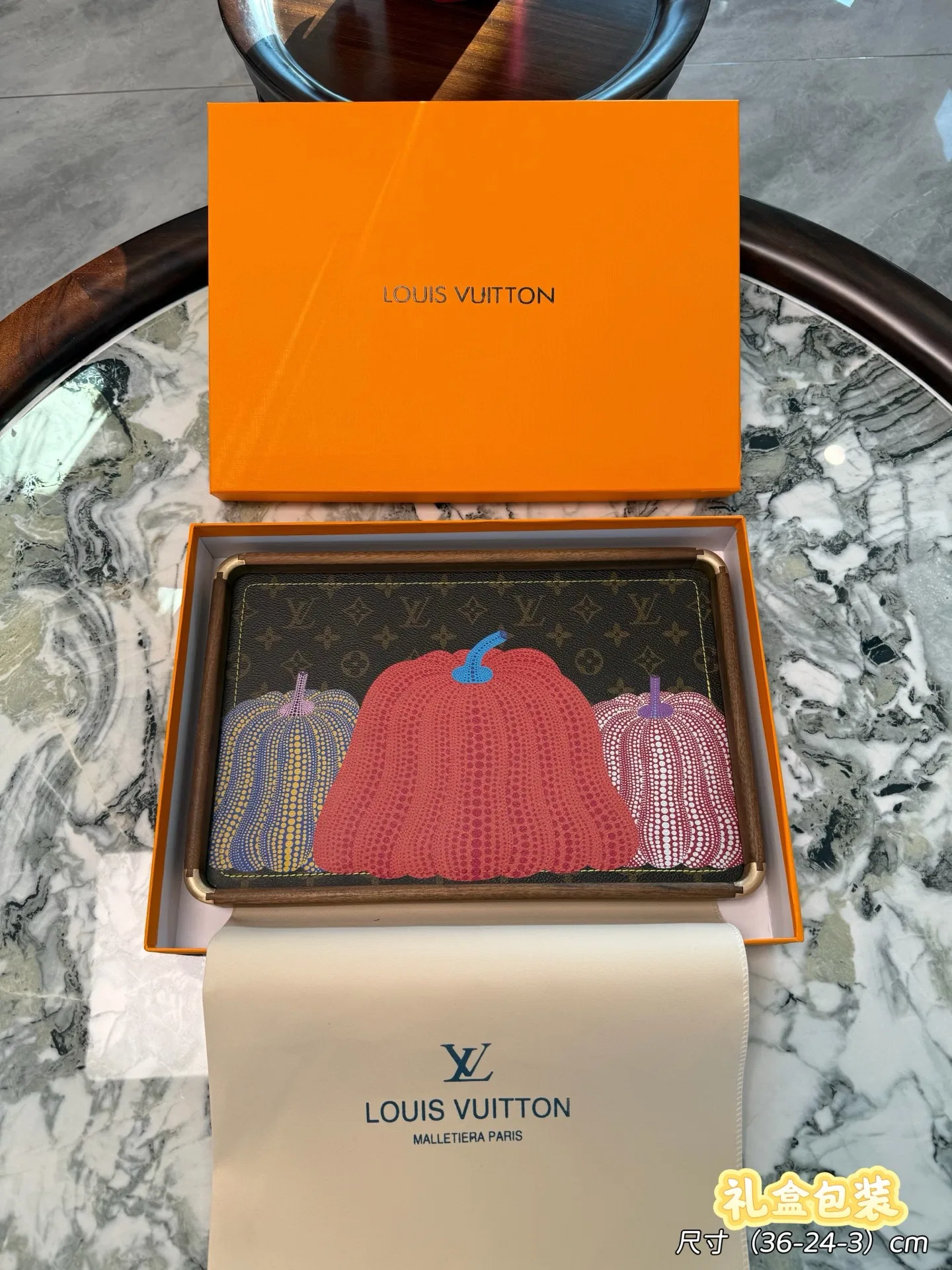 LV 27FW XHWLRED 030 트레이 14