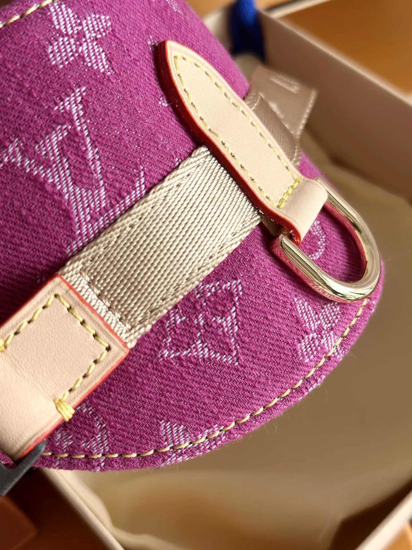 LV 27FW XHWLRED 033 애견목줄세트 46