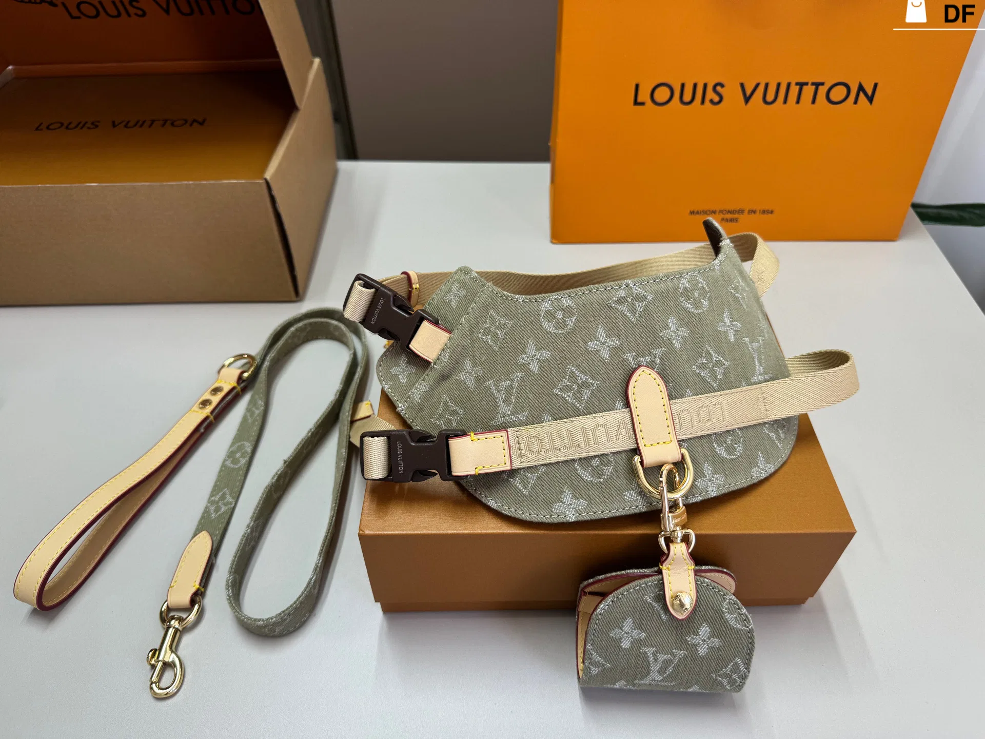 LV 27FW XHWLRED 033 애견목줄세트 80