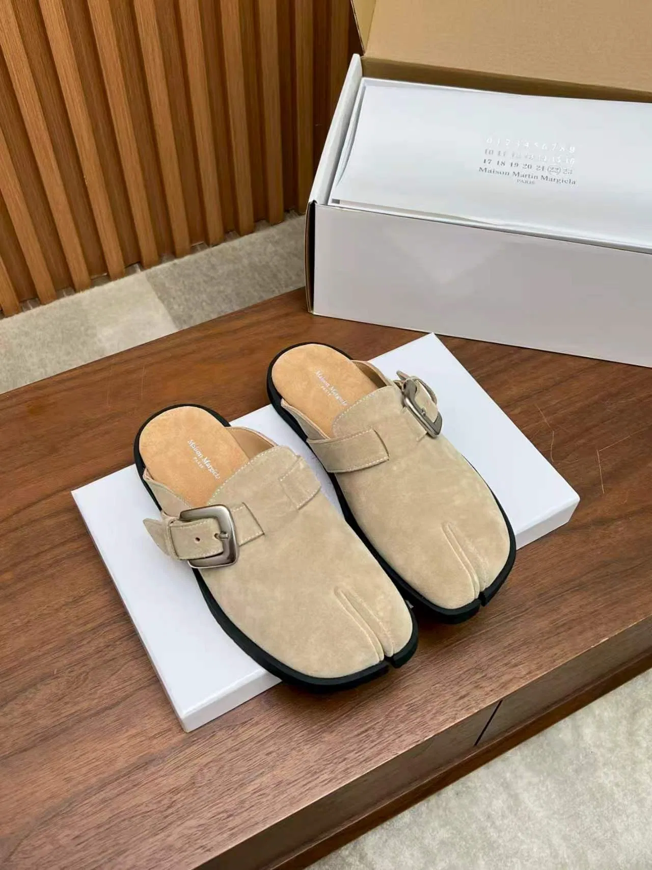 MARAGIELA 27FW CMAAZVJ 001 로퍼 10