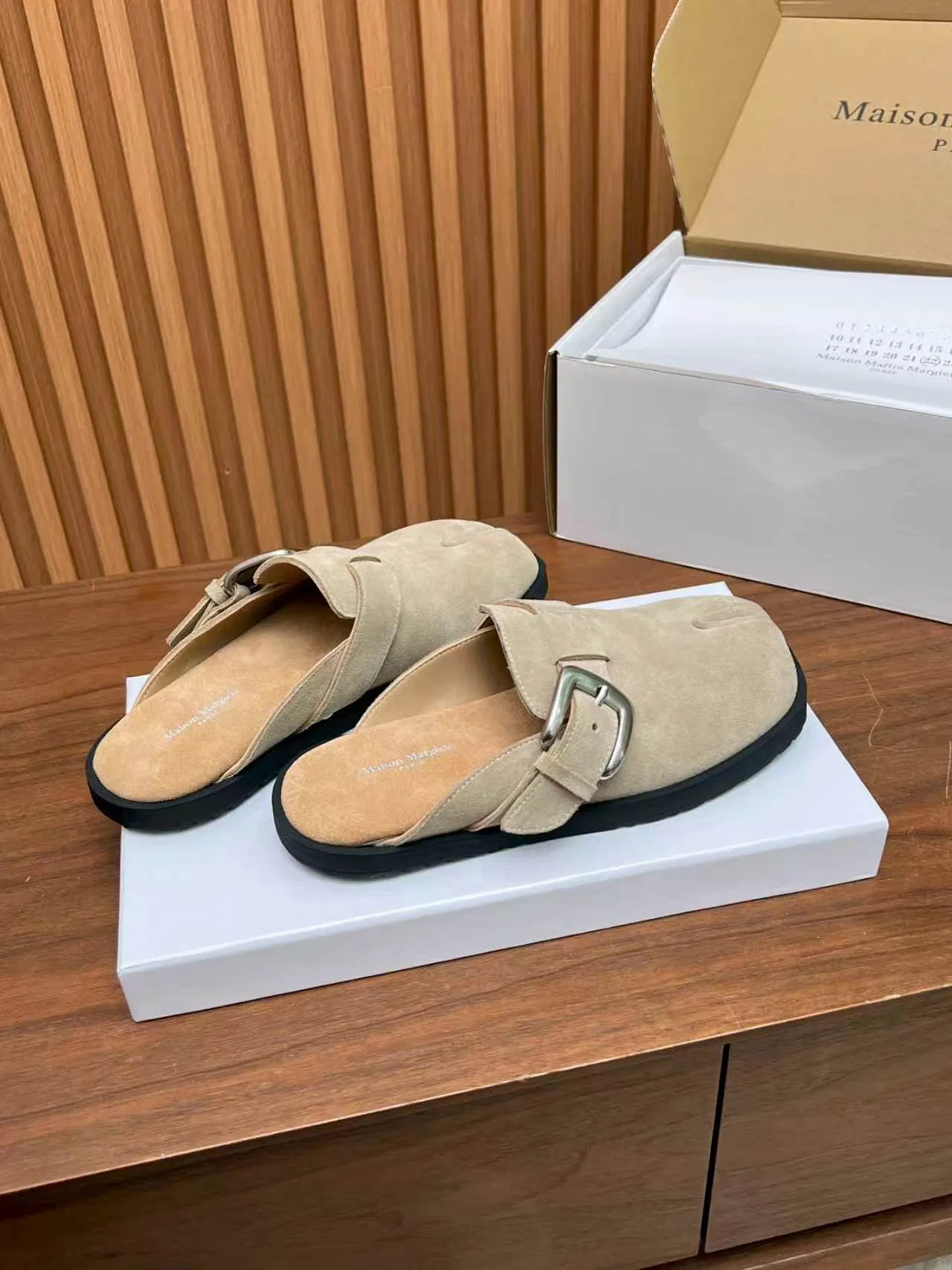 MARAGIELA 27FW CMAAZVJ 001 로퍼 12