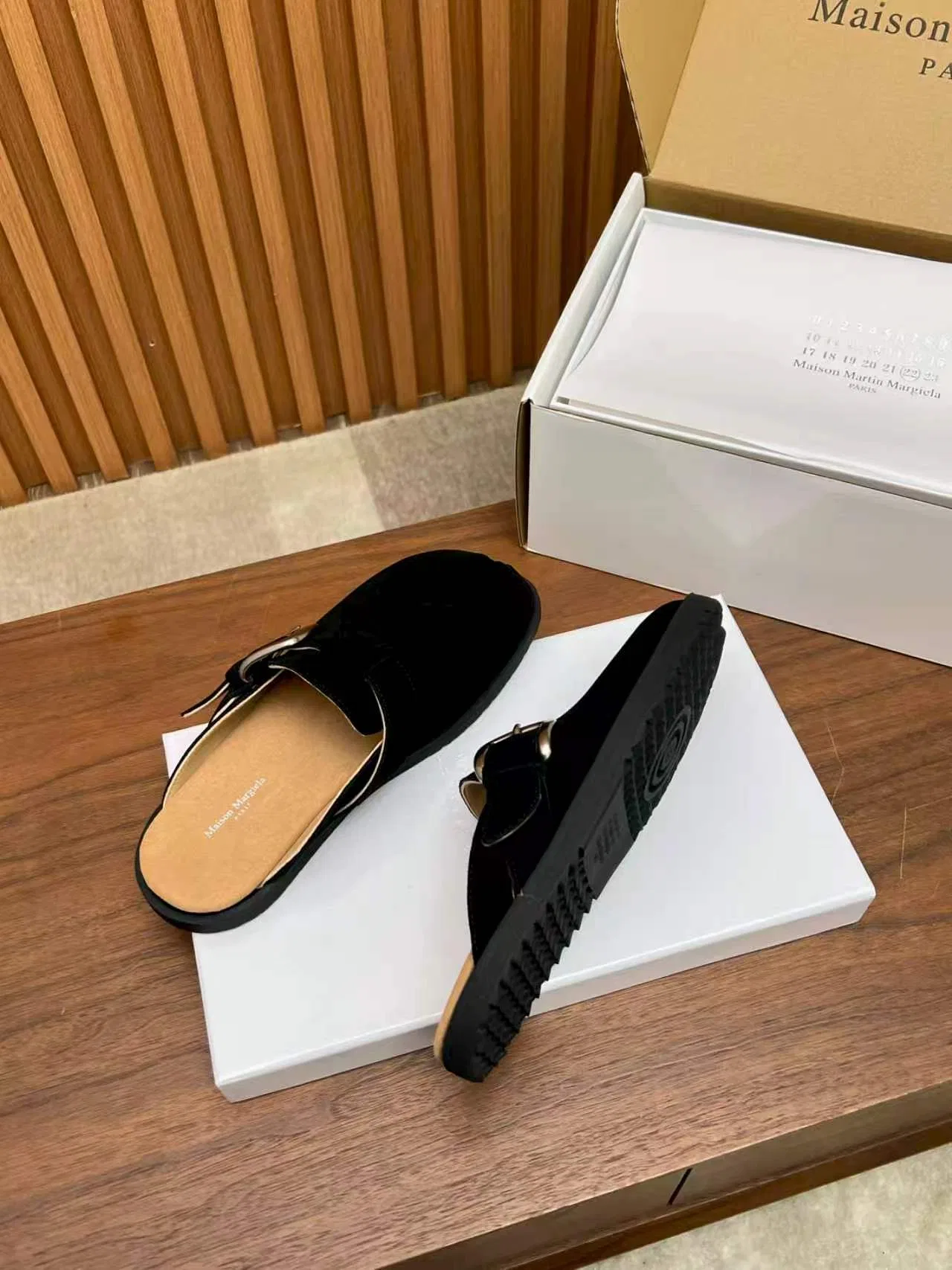 MARAGIELA 27FW CMAAZVJ 001 로퍼 32