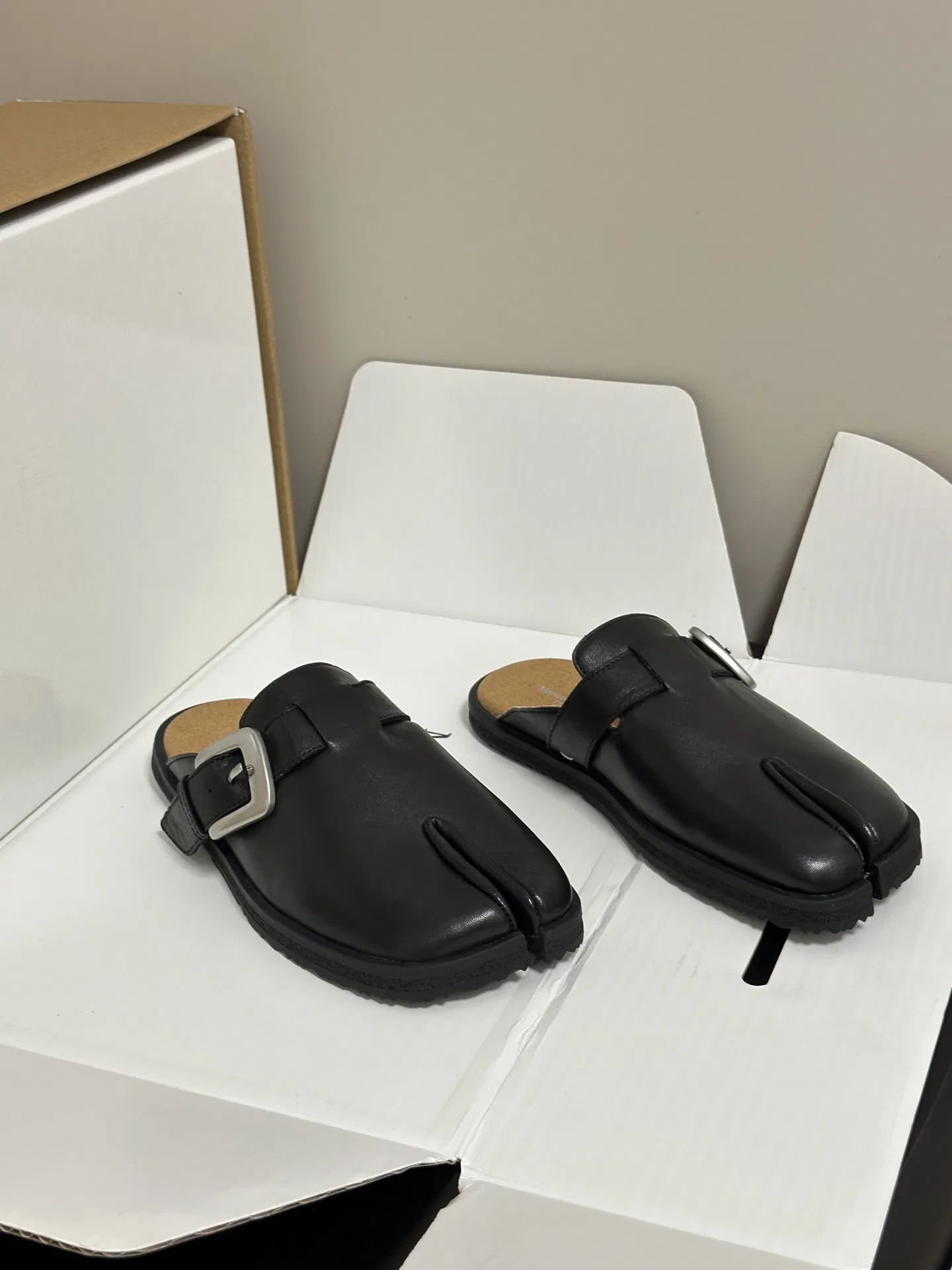 MARAGIELA 27FW CMAAZVJ 004 로퍼 10