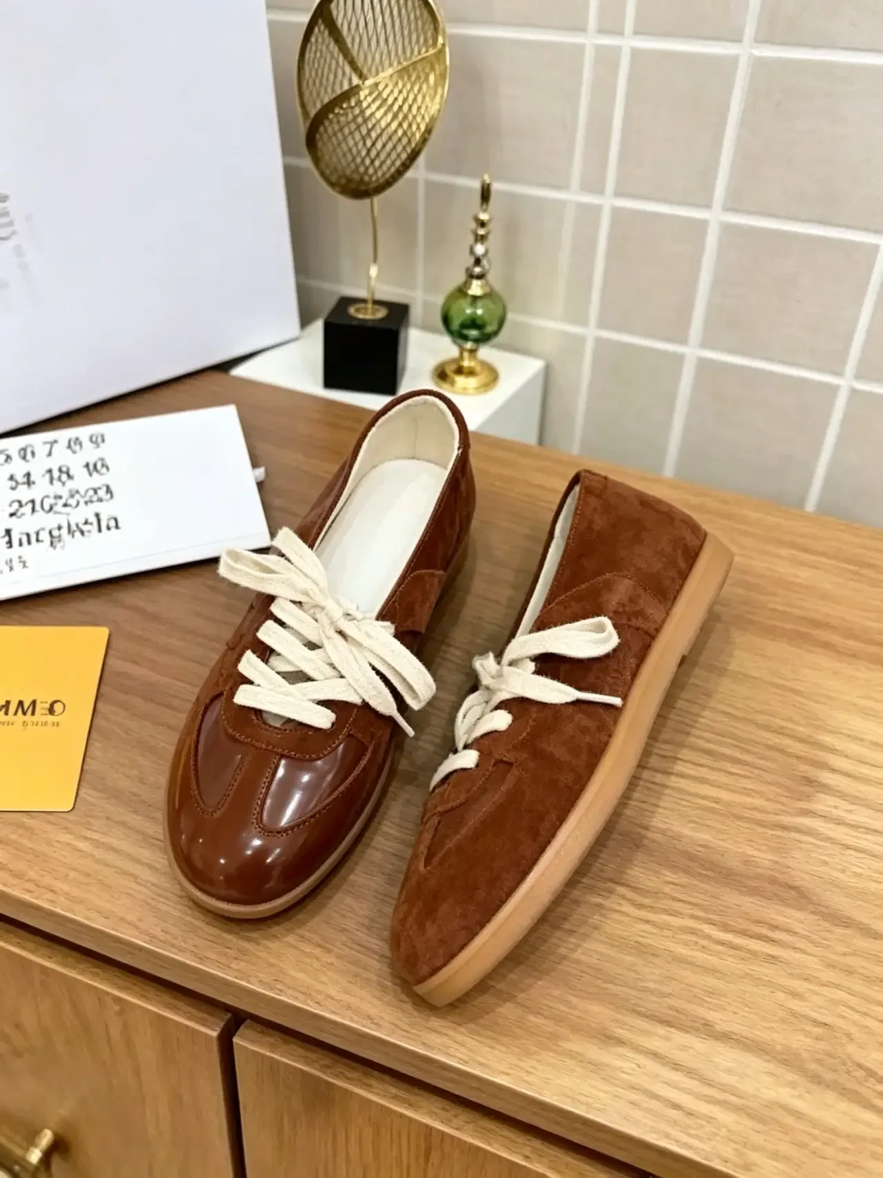 MARAGIELA 27FW CMAAZVJ 008 플랫슈즈 22