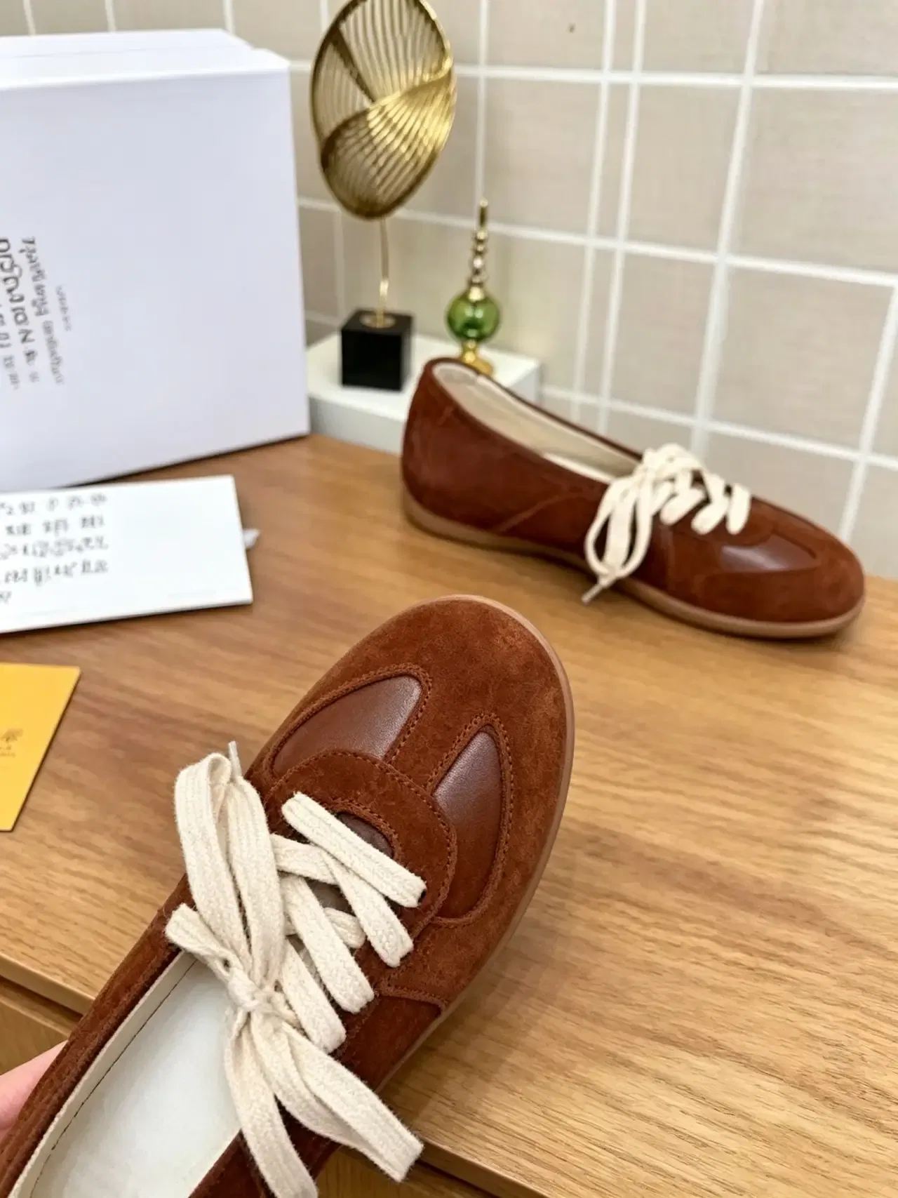 MARAGIELA 27FW CMAAZVJ 008 플랫슈즈 25
