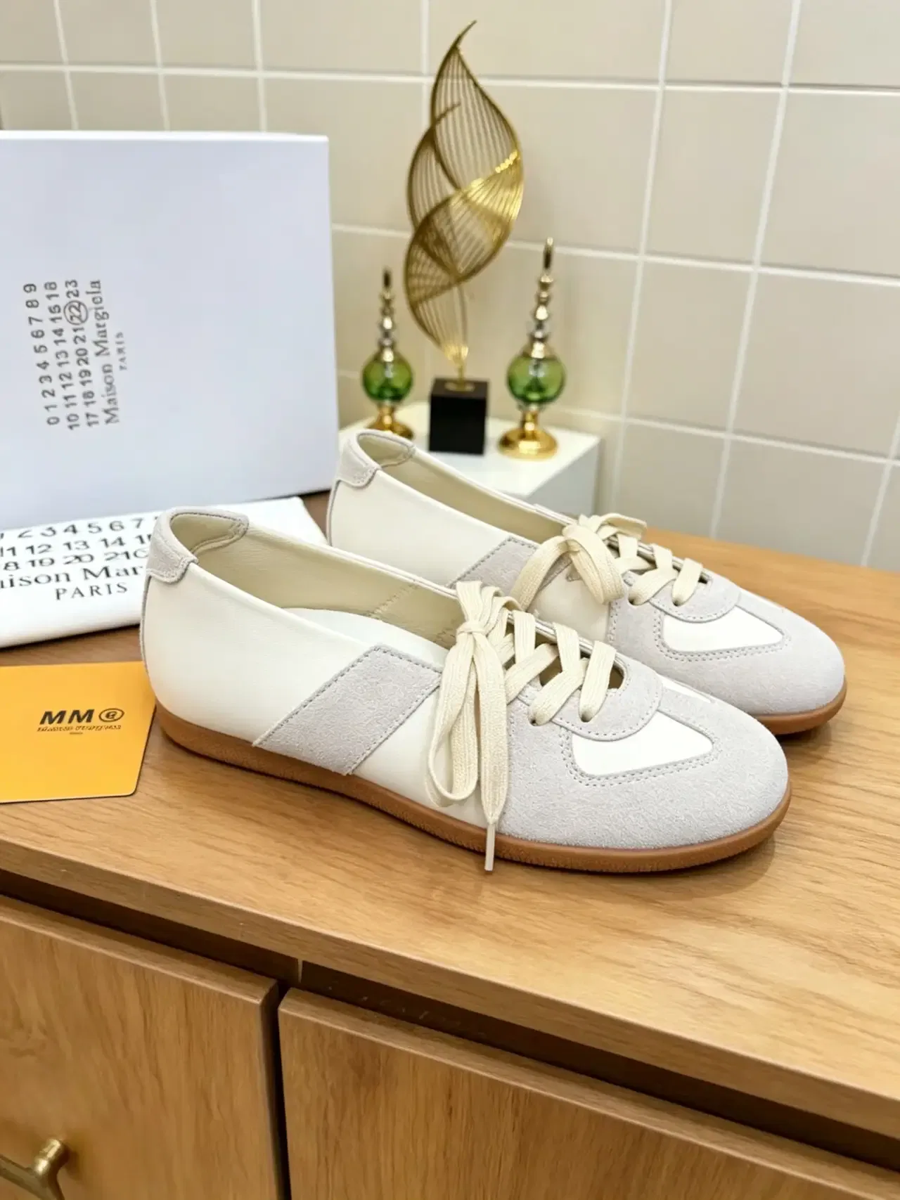 MARAGIELA 27FW CMAAZVJ 008 플랫슈즈 28