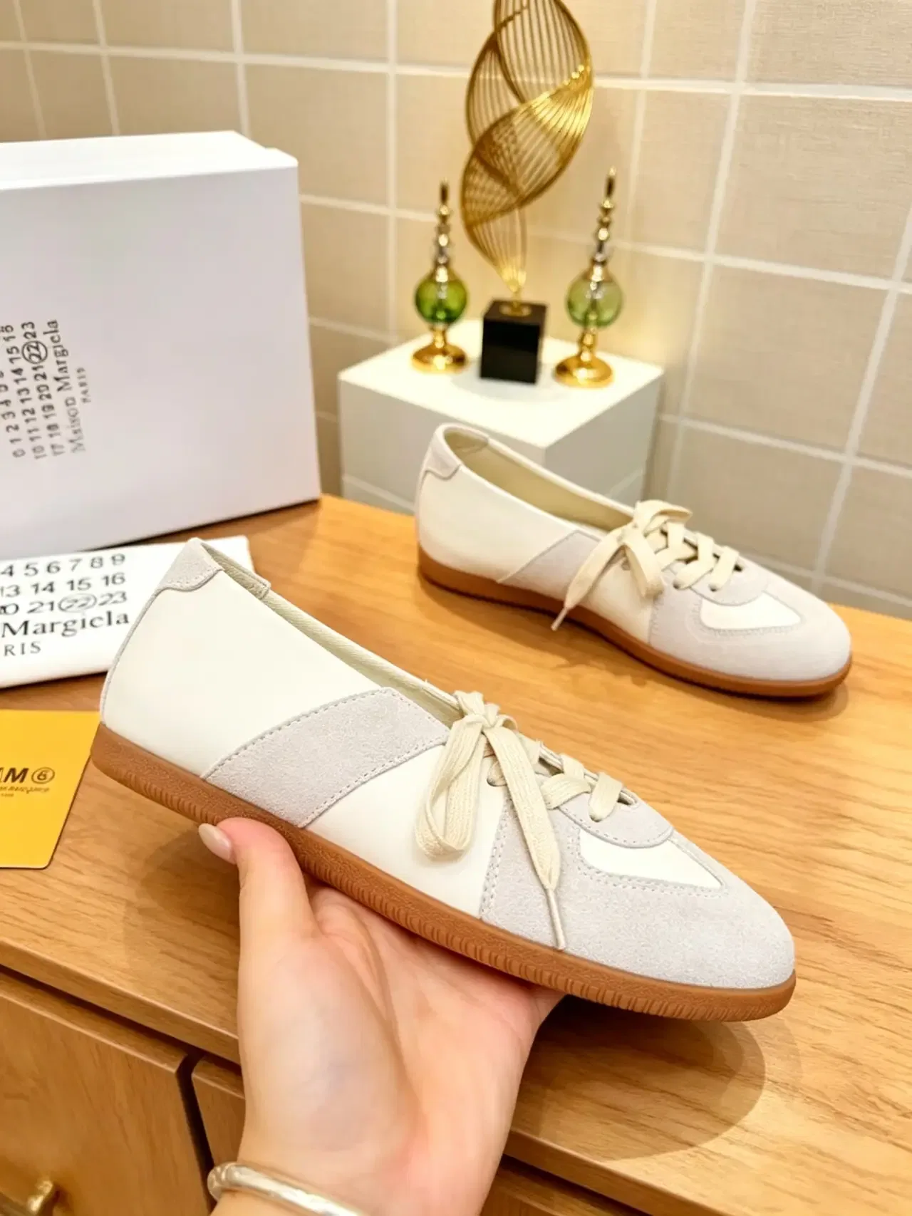 MARAGIELA 27FW CMAAZVJ 008 플랫슈즈 29