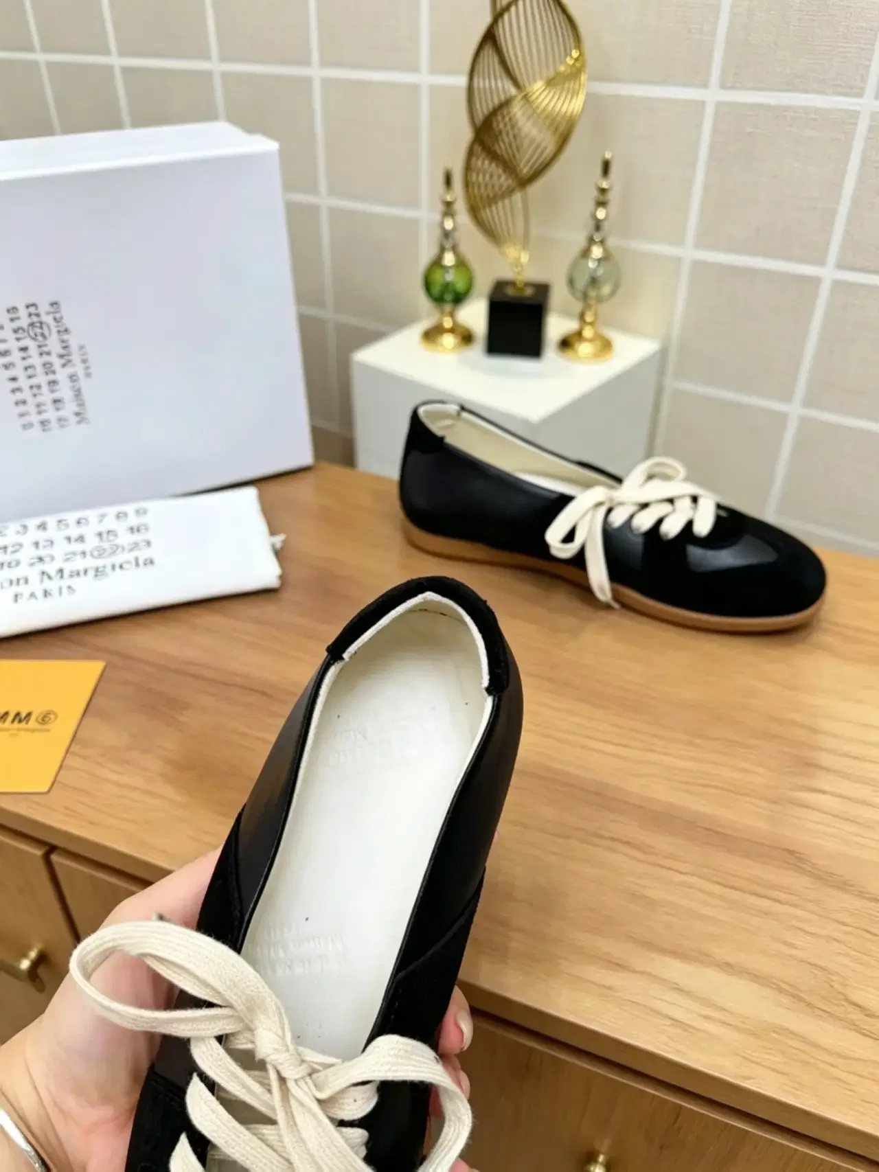 MARAGIELA 27FW CMAAZVJ 008 플랫슈즈 41