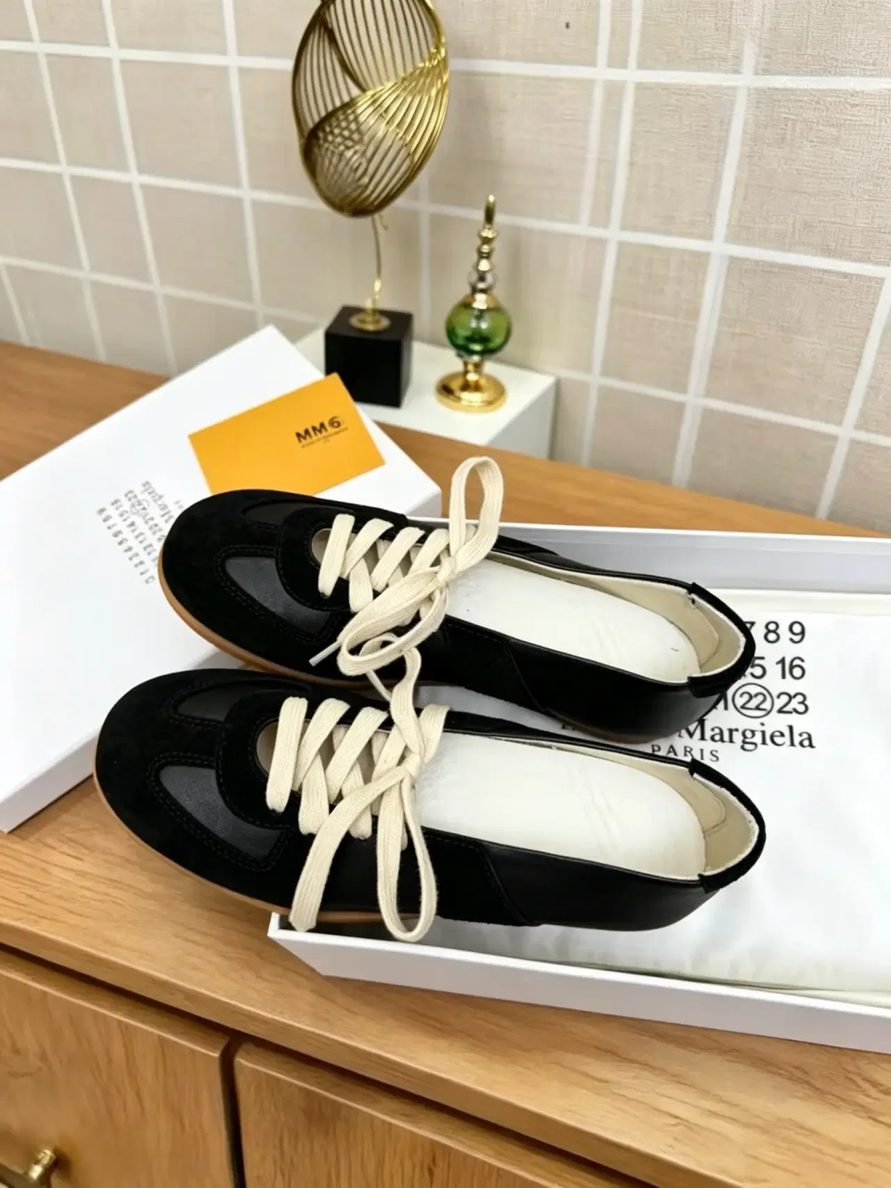MARAGIELA 27FW CMAAZVJ 008 플랫슈즈 42