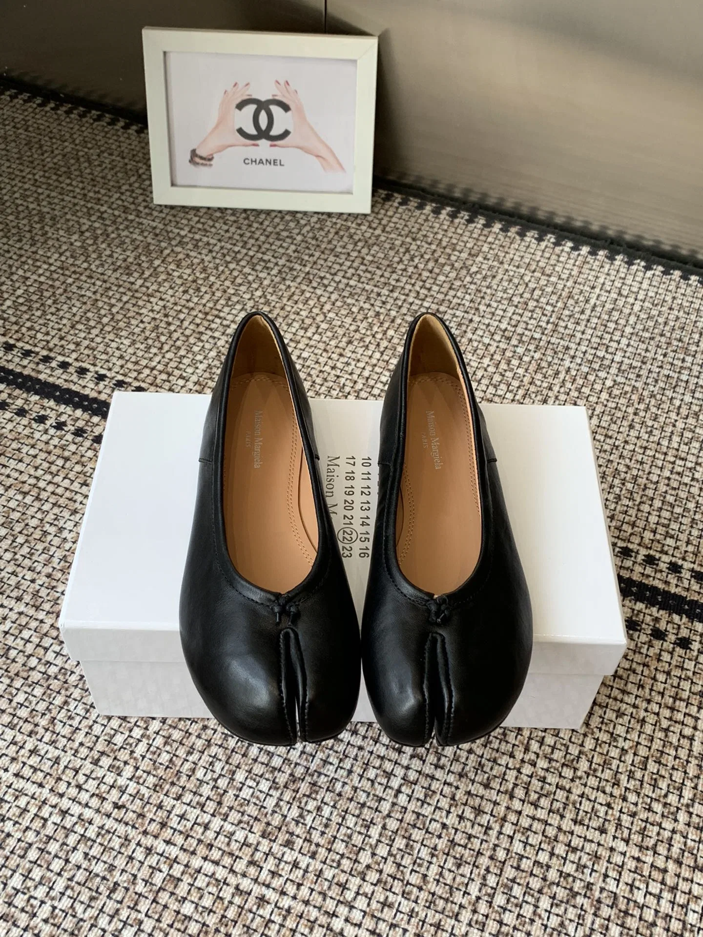 MARAGIELA 27FW ECHZQFN 001 플랫슈즈 9