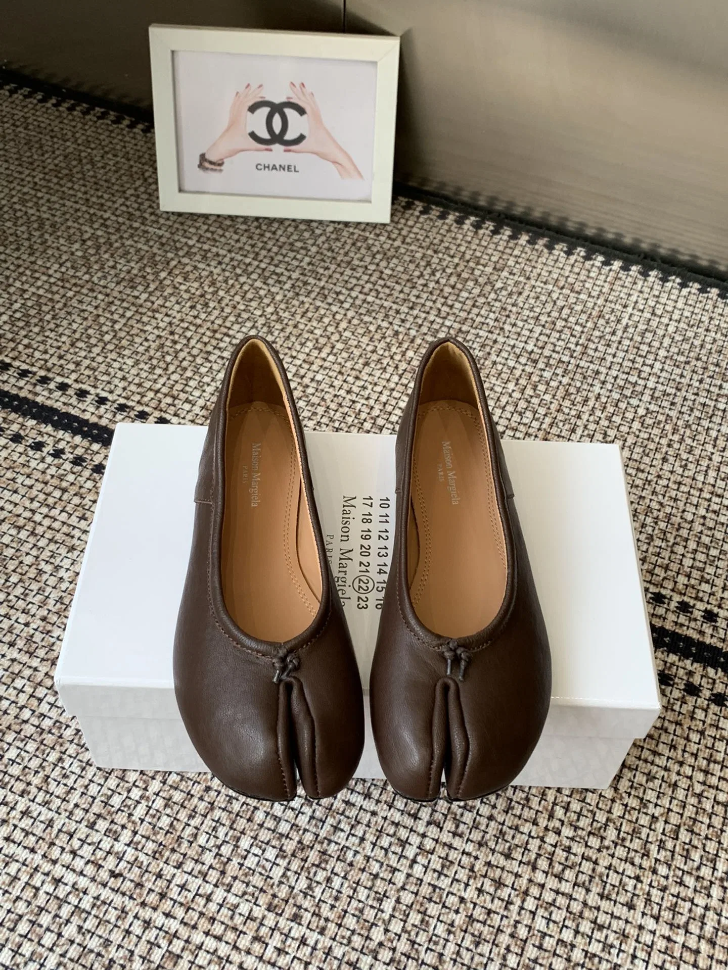 MARAGIELA 27FW ECHZQFN 001 플랫슈즈 17