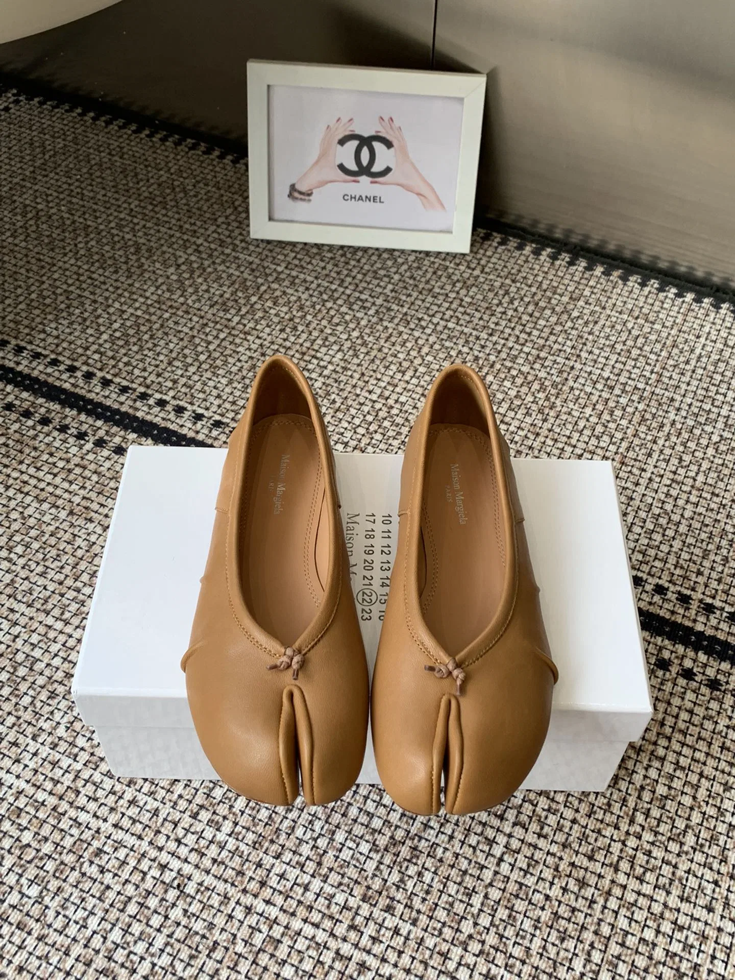 MARAGIELA 27FW ECHZQFN 001 플랫슈즈 57