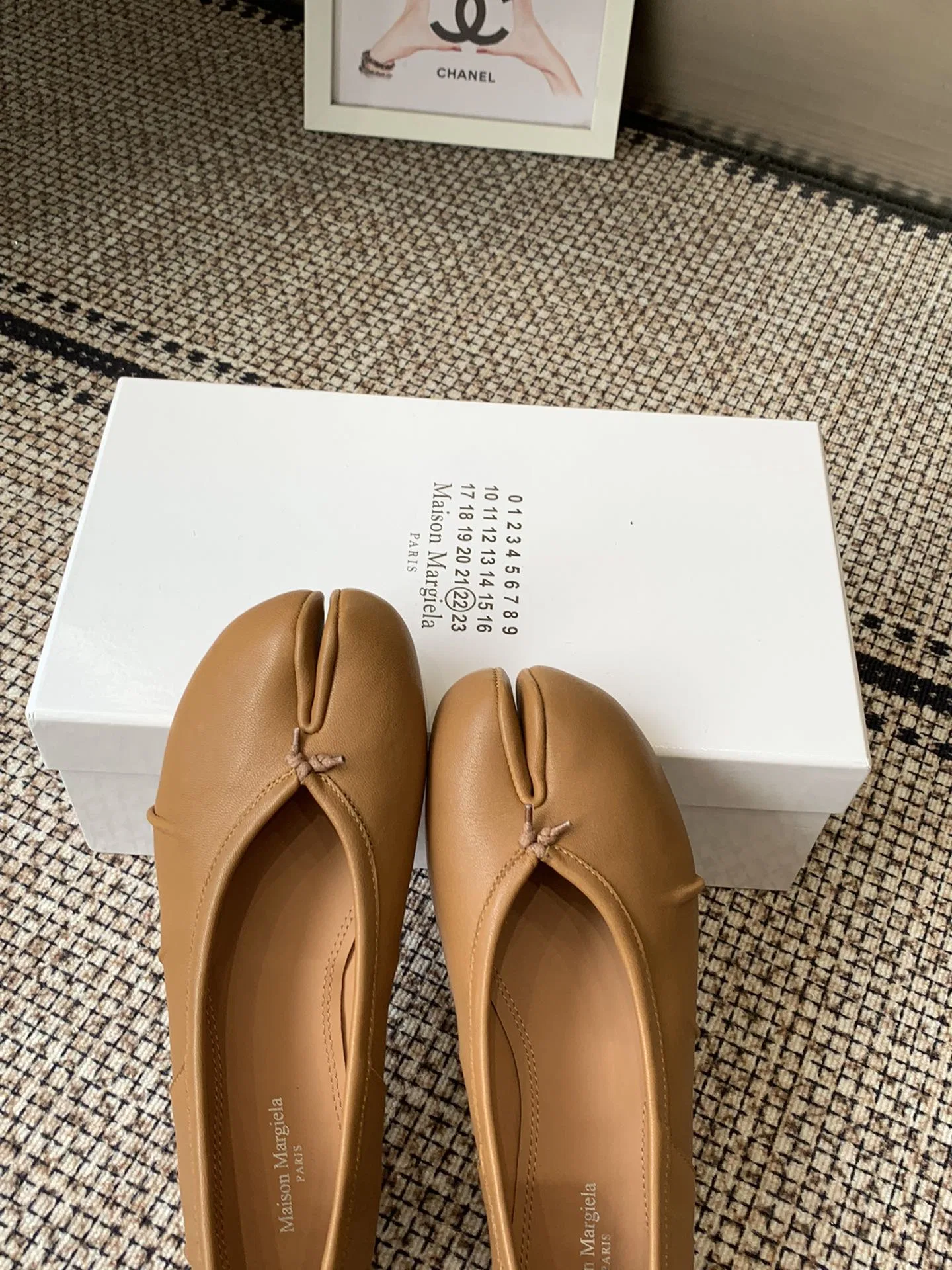 MARAGIELA 27FW ECHZQFN 001 플랫슈즈 60