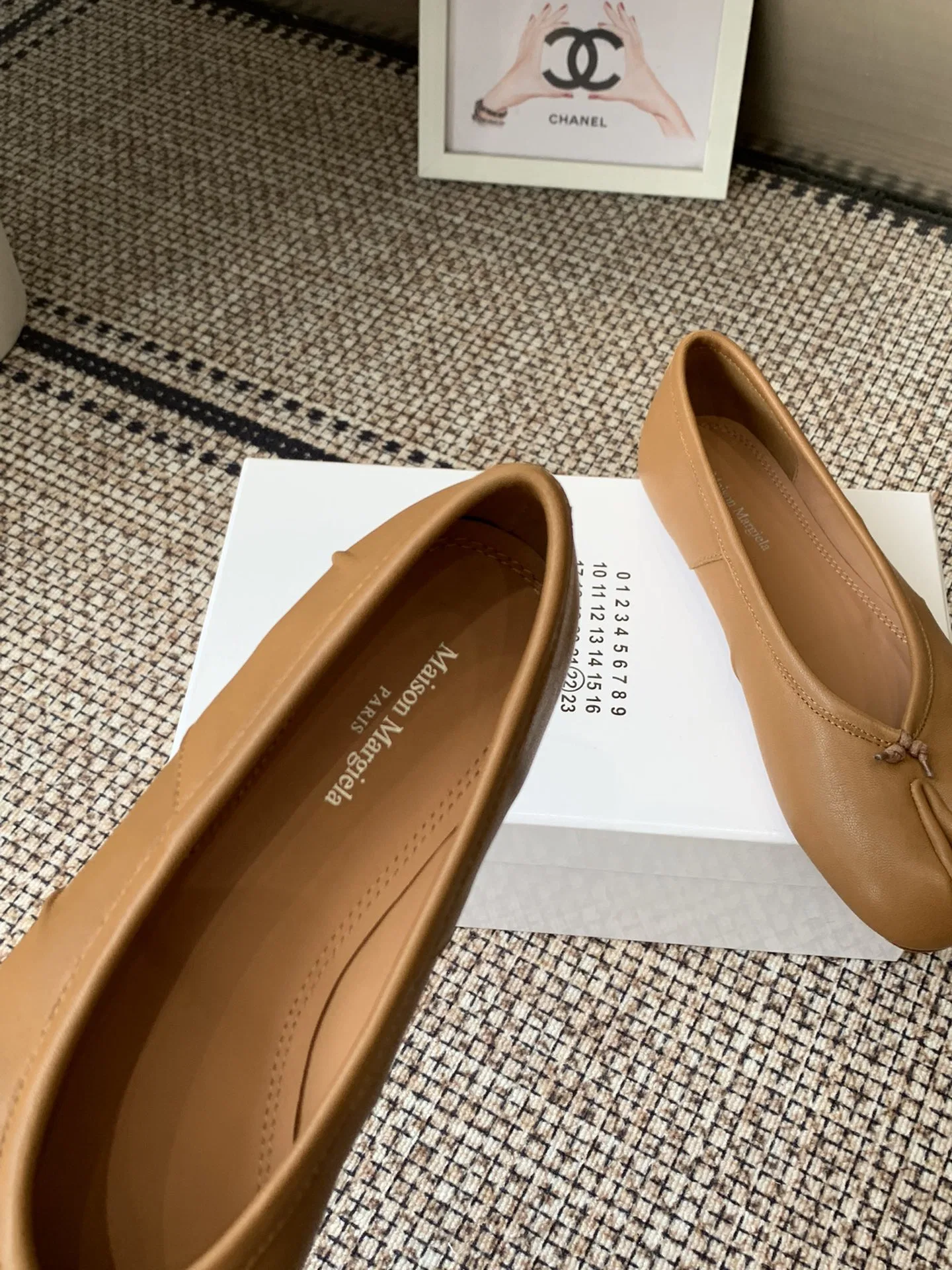 MARAGIELA 27FW ECHZQFN 001 플랫슈즈 62