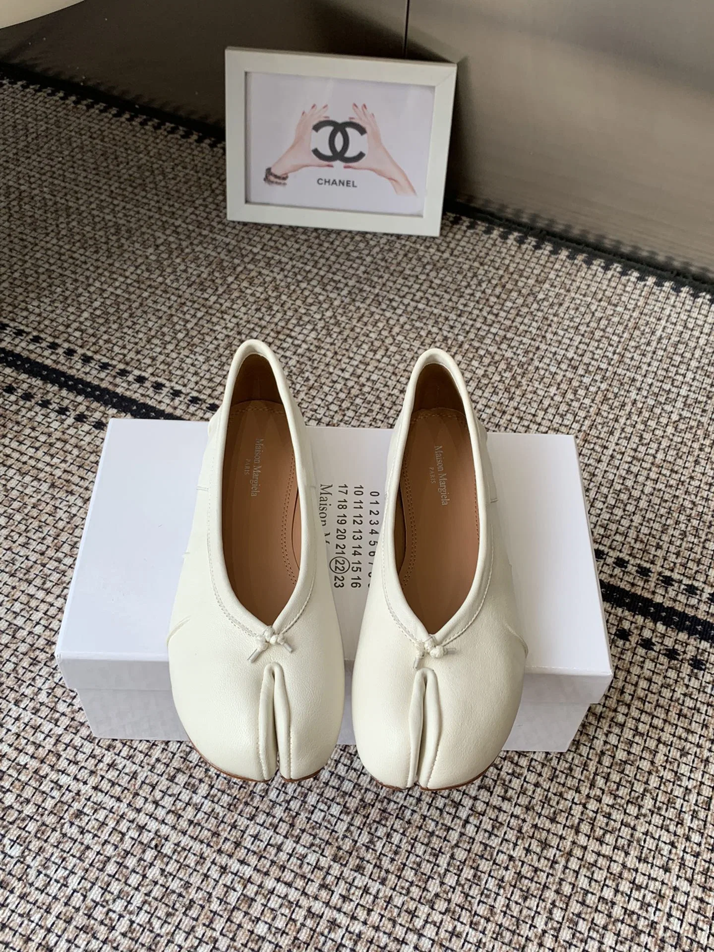 MARAGIELA 27FW ECHZQFN 001 플랫슈즈 65