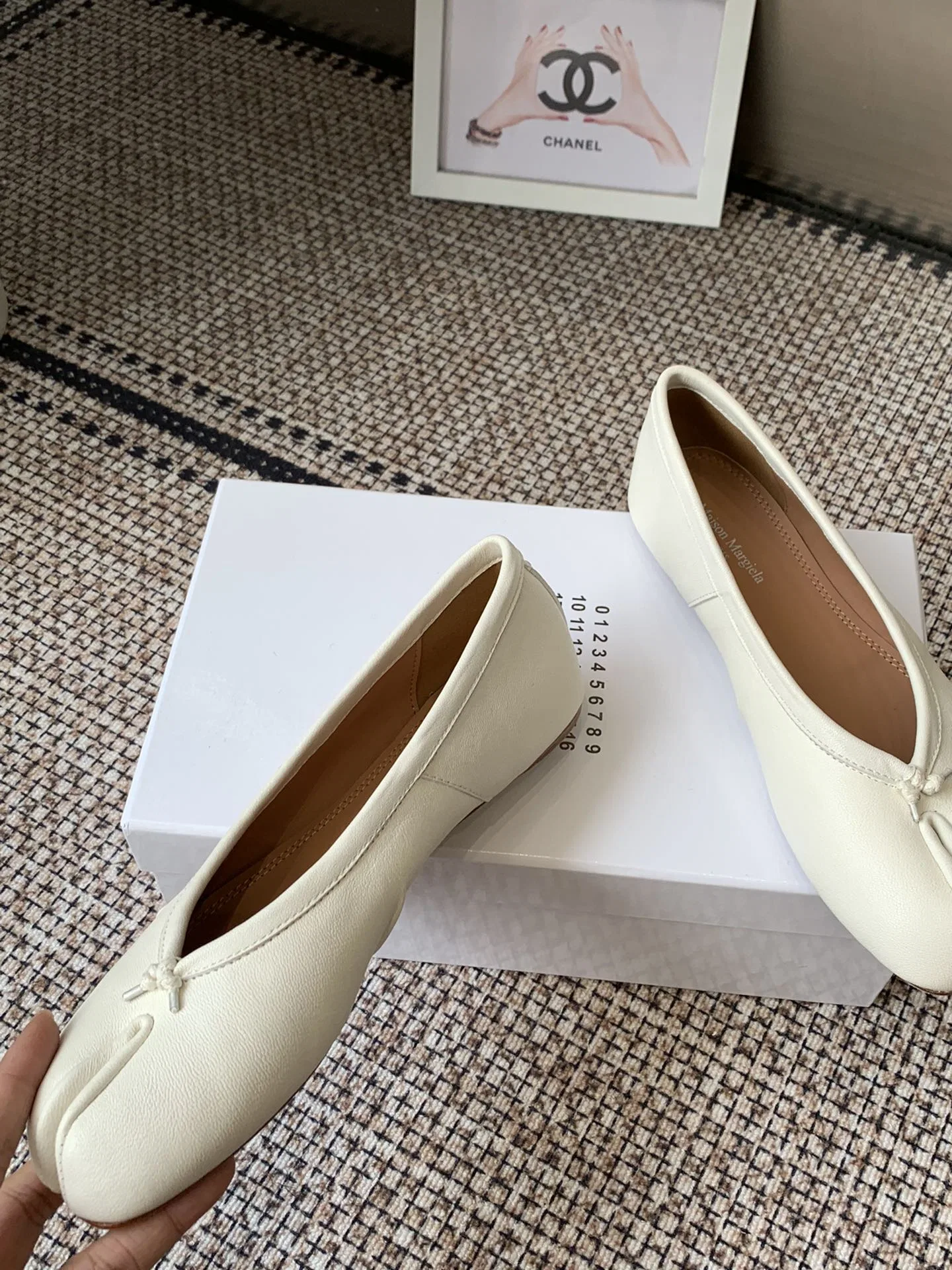 MARAGIELA 27FW ECHZQFN 001 플랫슈즈 69