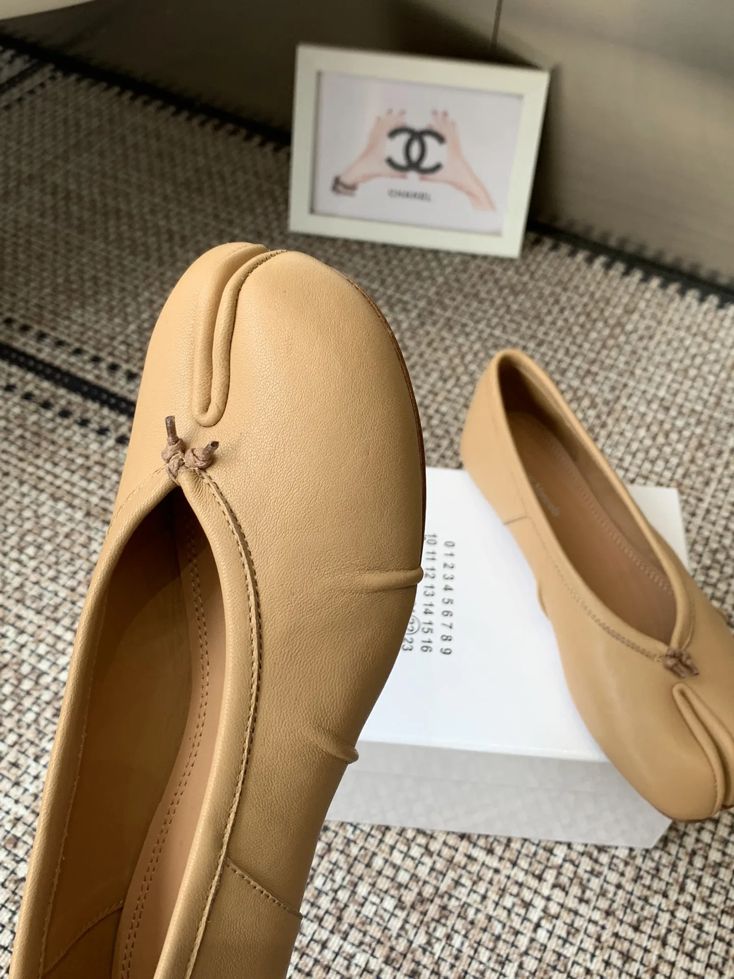 MARAGIELA 27FW ECHZQFN 001 플랫슈즈 77