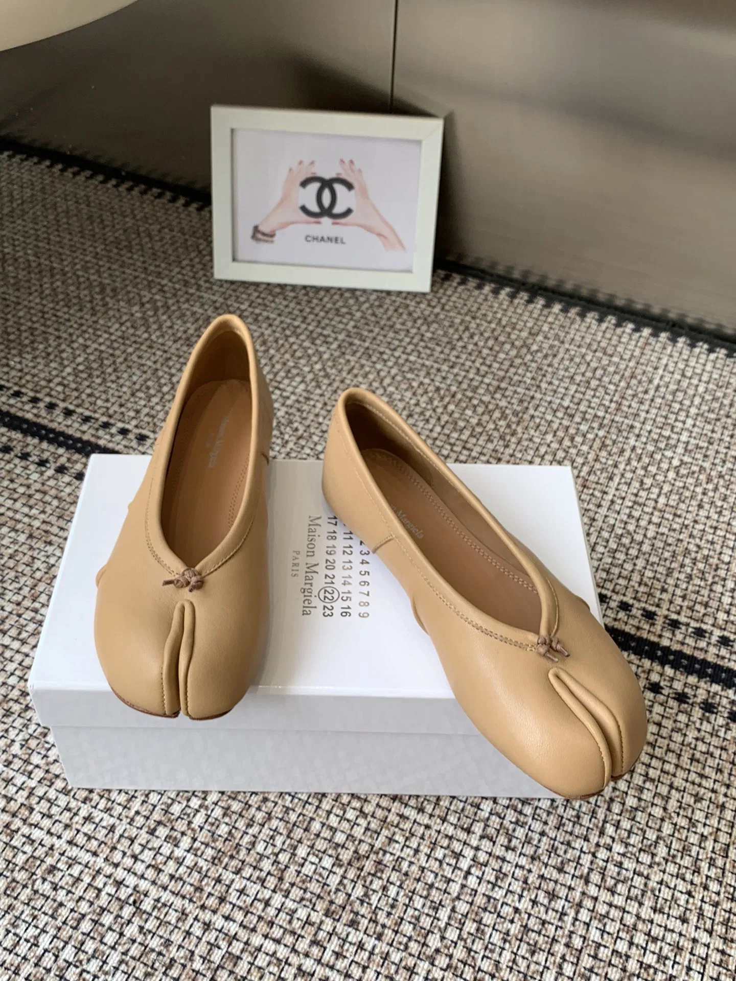 MARAGIELA 27FW ECHZQFN 001 플랫슈즈 78