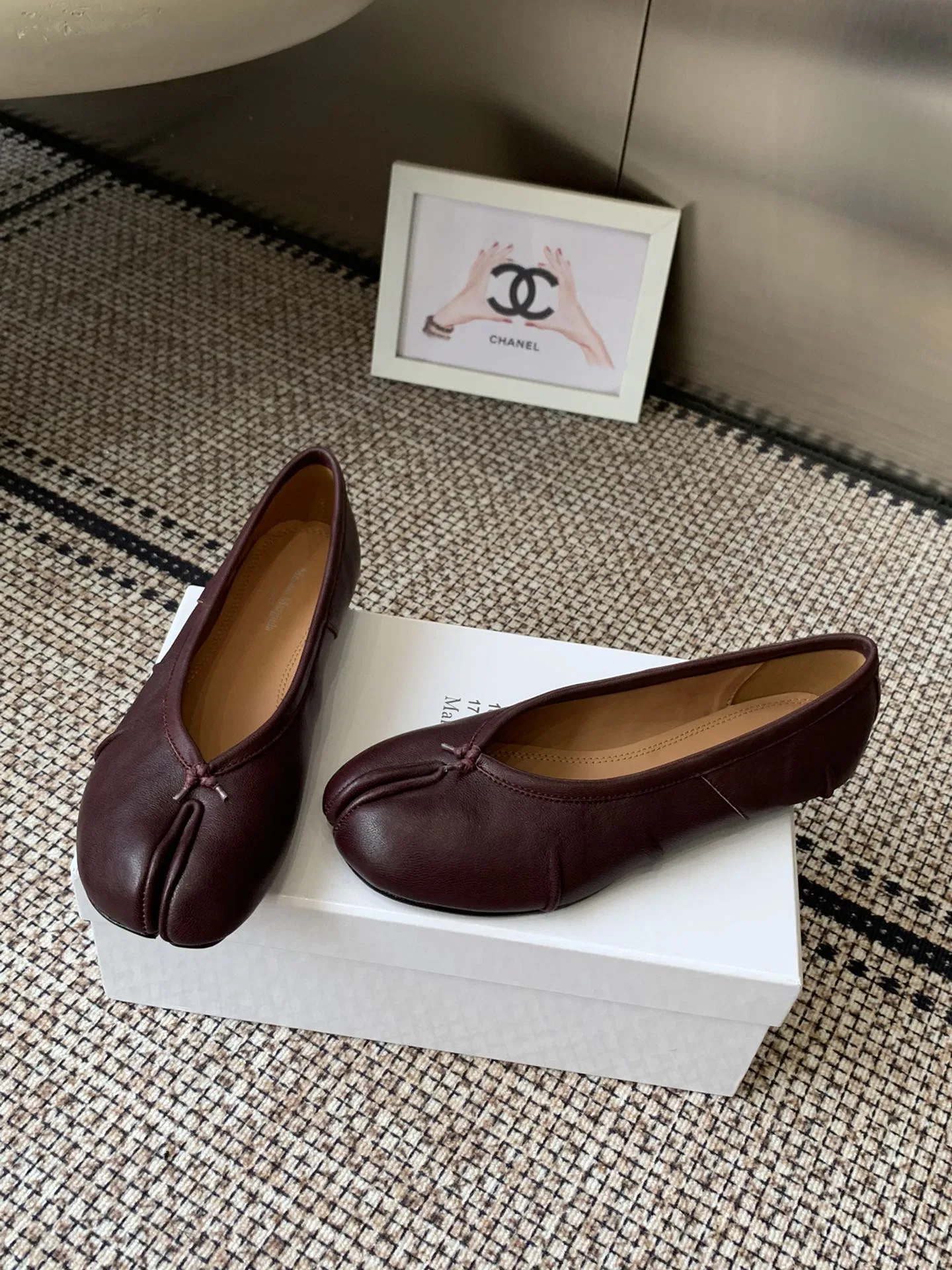 MARAGIELA 27FW ECHZQFN 001 플랫슈즈 83