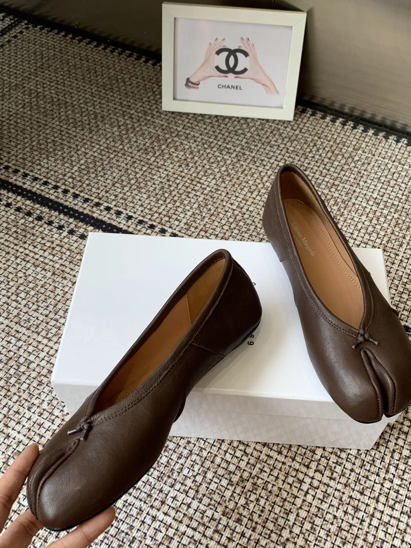 MARAGIELA 27FW ECHZQFN 001 플랫슈즈 102