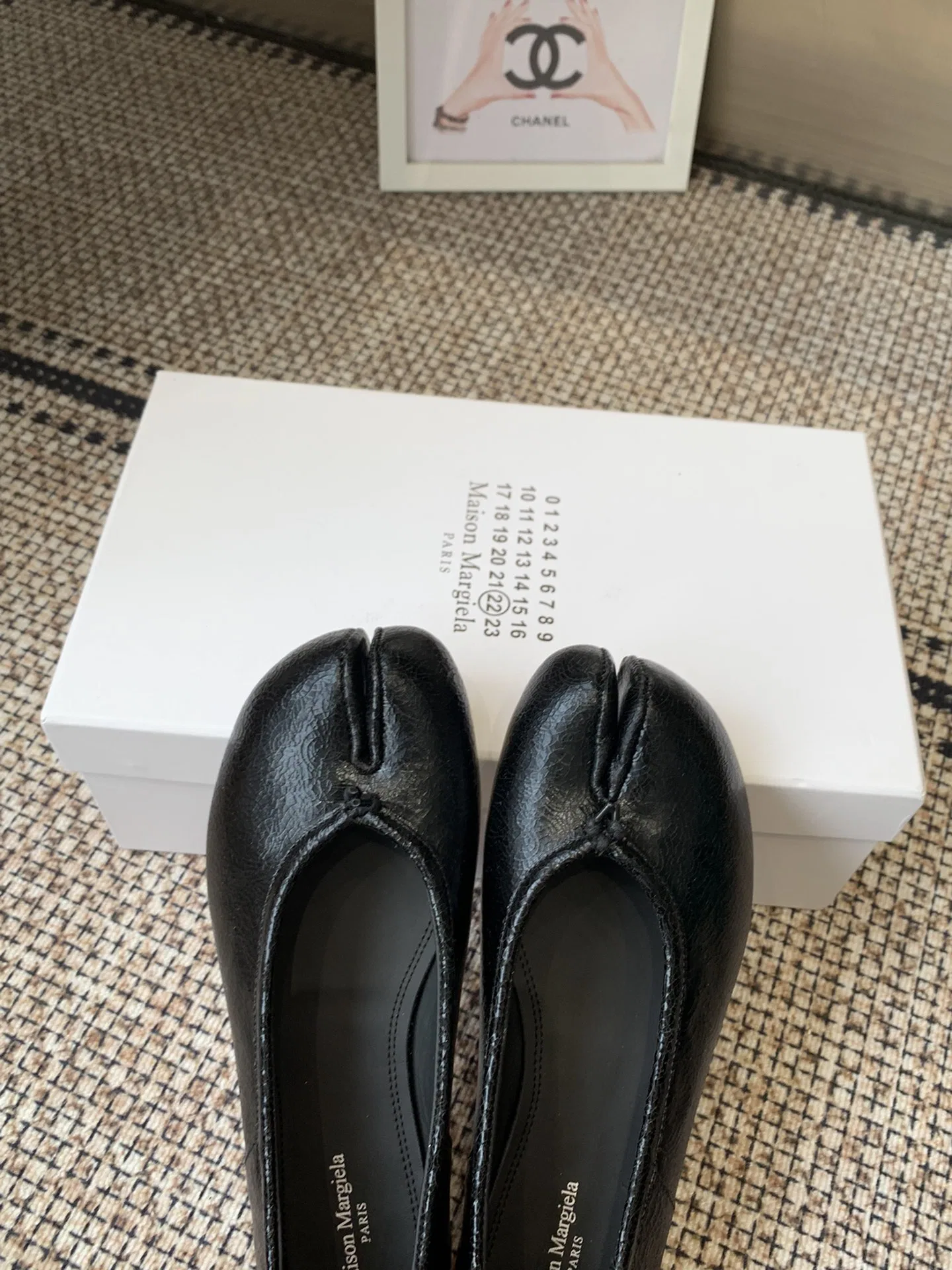 MARAGIELA 27FW ECHZQFN 001 플랫슈즈 109
