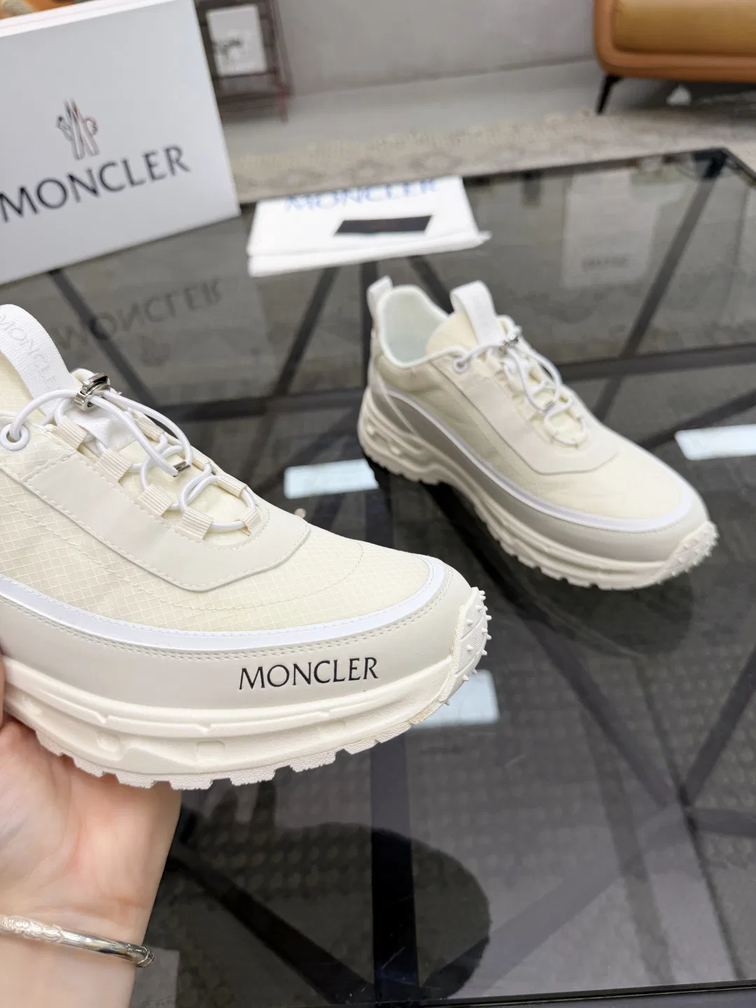 MC 27FW DJNASAA 005 트랙슈즈 7