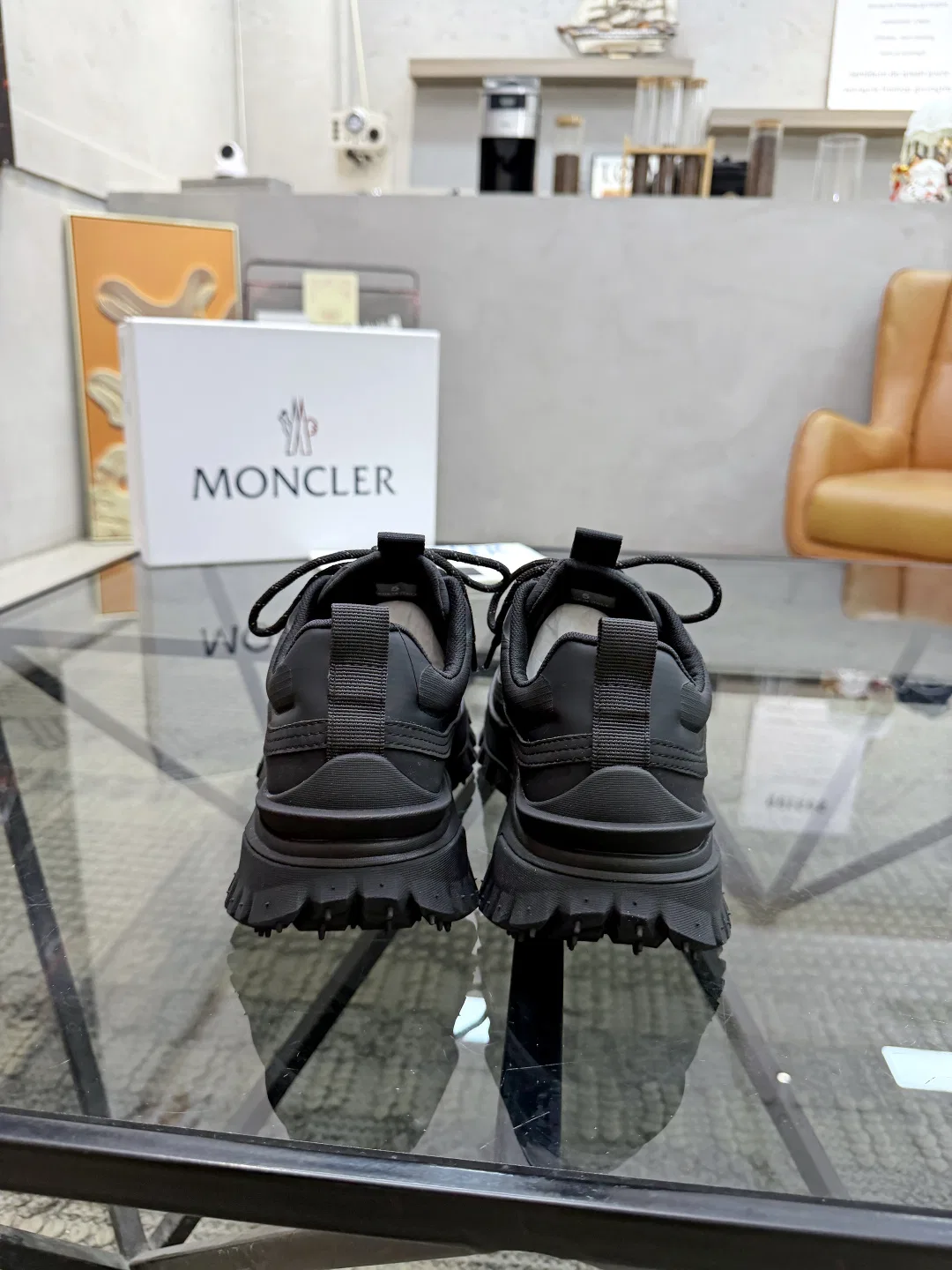 MC 27FW DJNASAA 007 트랙슈즈 8
