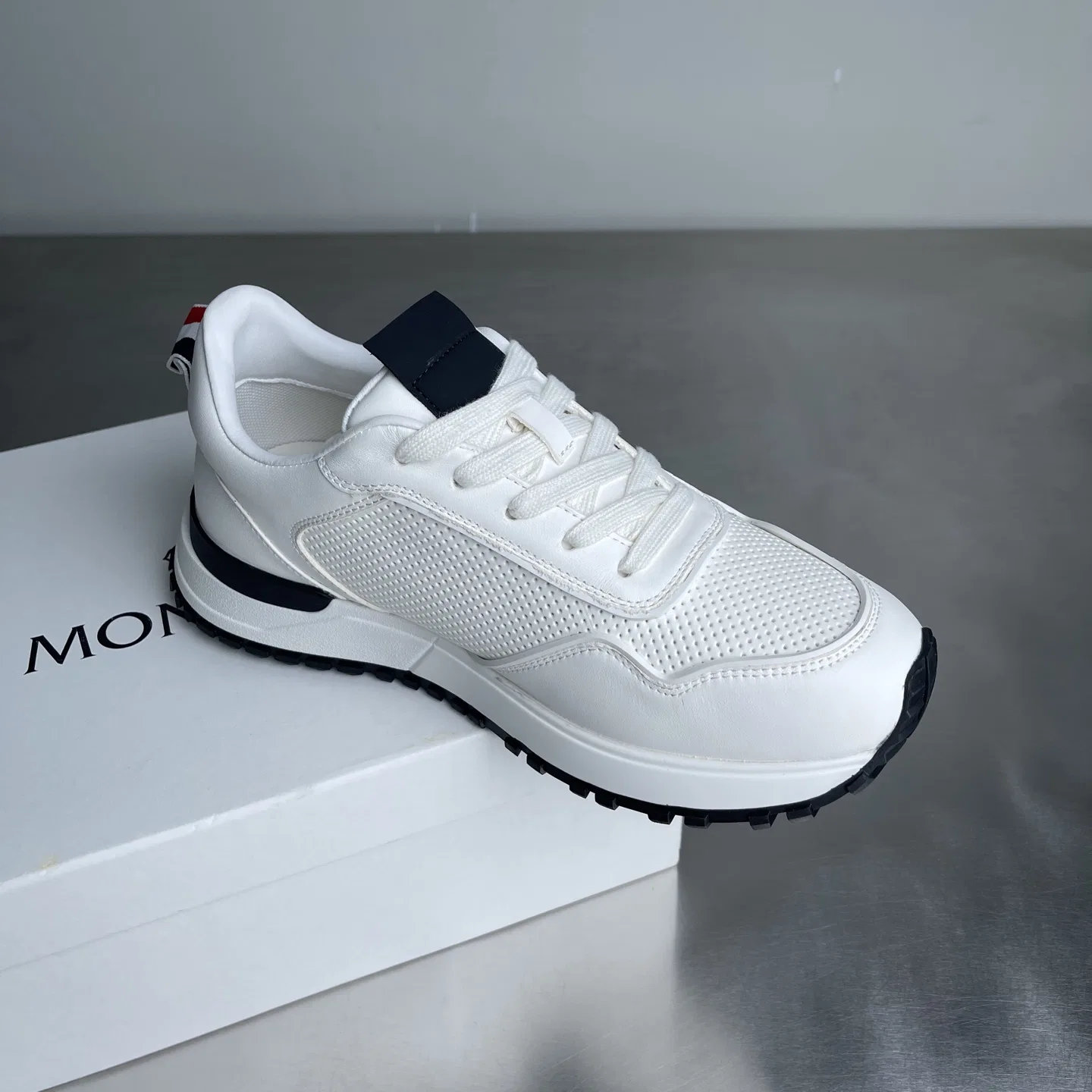 MC 27FW FFMGITE 003 운동화 10