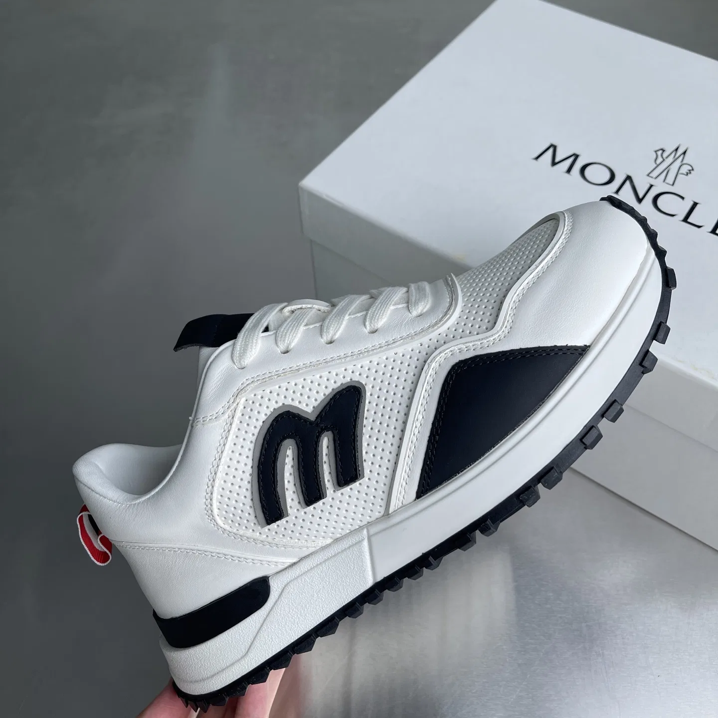 MC 27FW FFMGITE 003 운동화 11