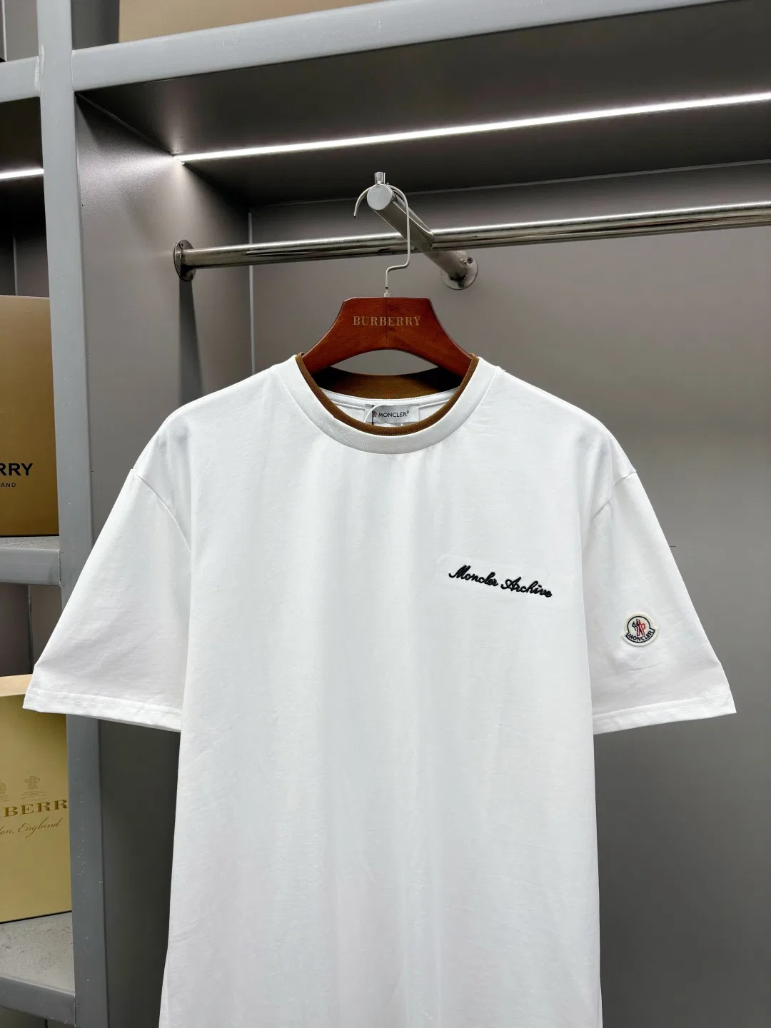 MC 27FW JUPLXPC 028 반팔티셔츠 9