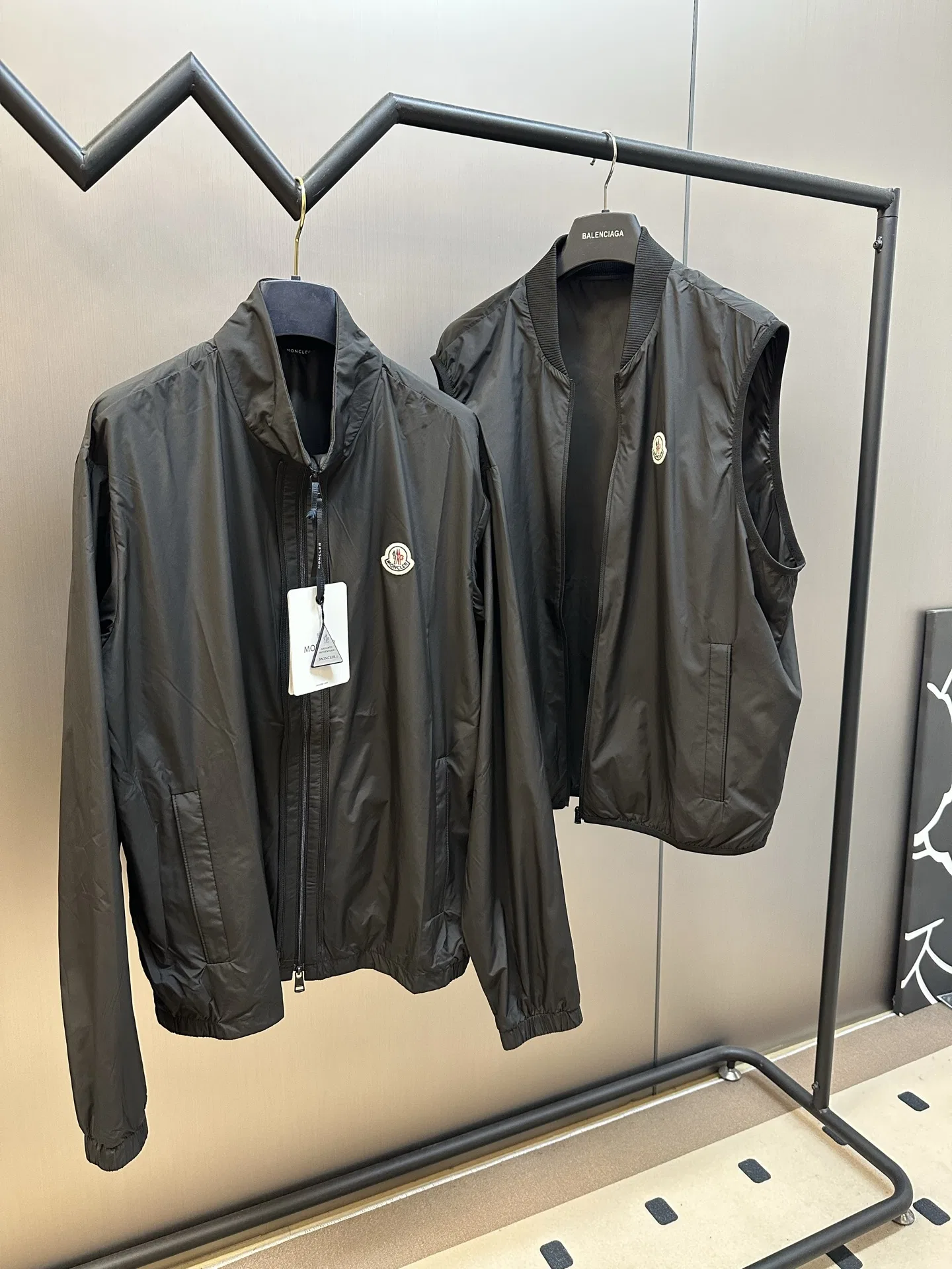 MC 27FW PRFXLXK 007 반팔티셔츠 8