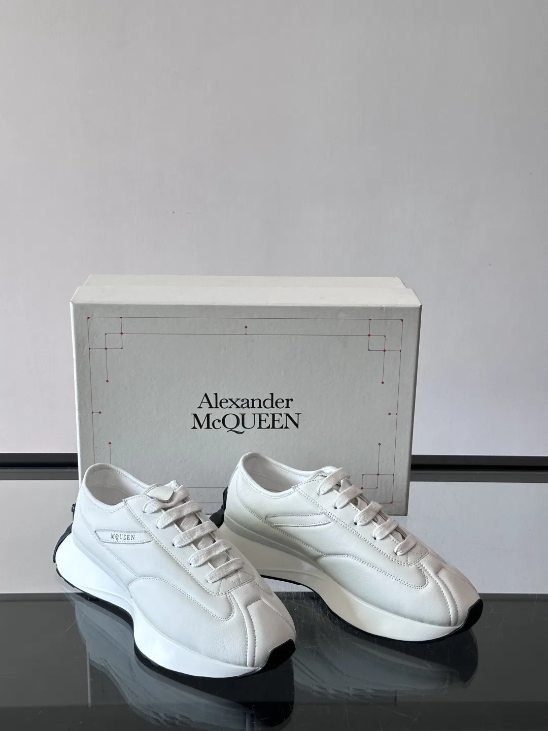 MCQ 27FW HGOQBLE 001 운동화 14