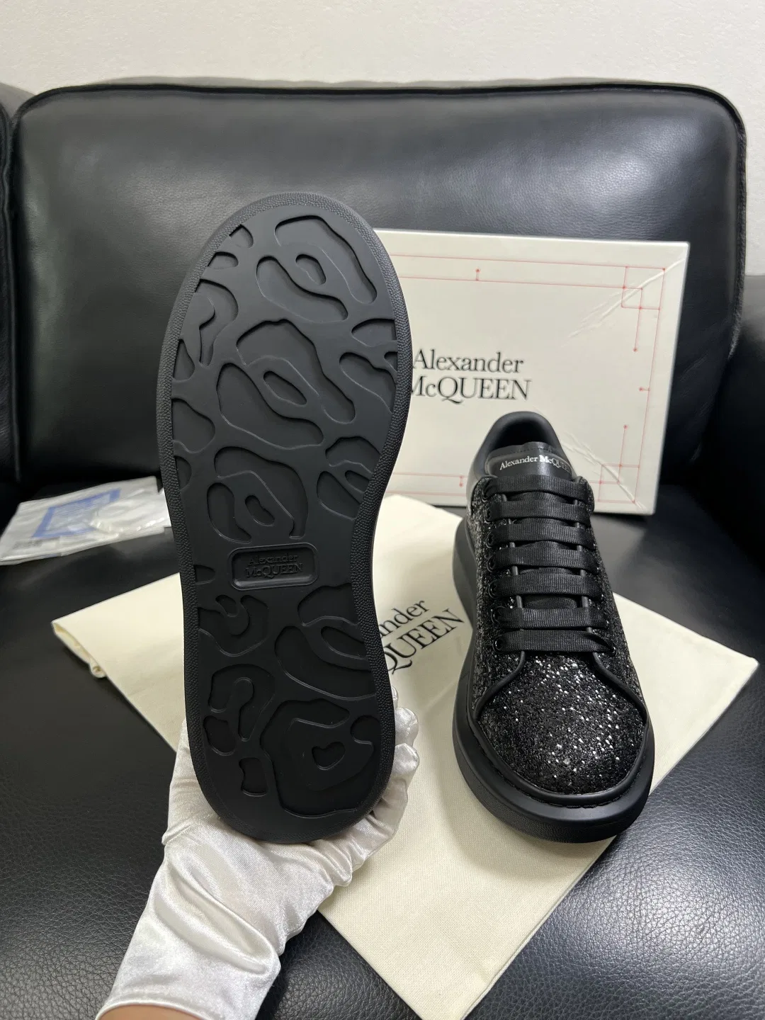 MCQ 27FW IJRWTBT 001 스니커즈 9