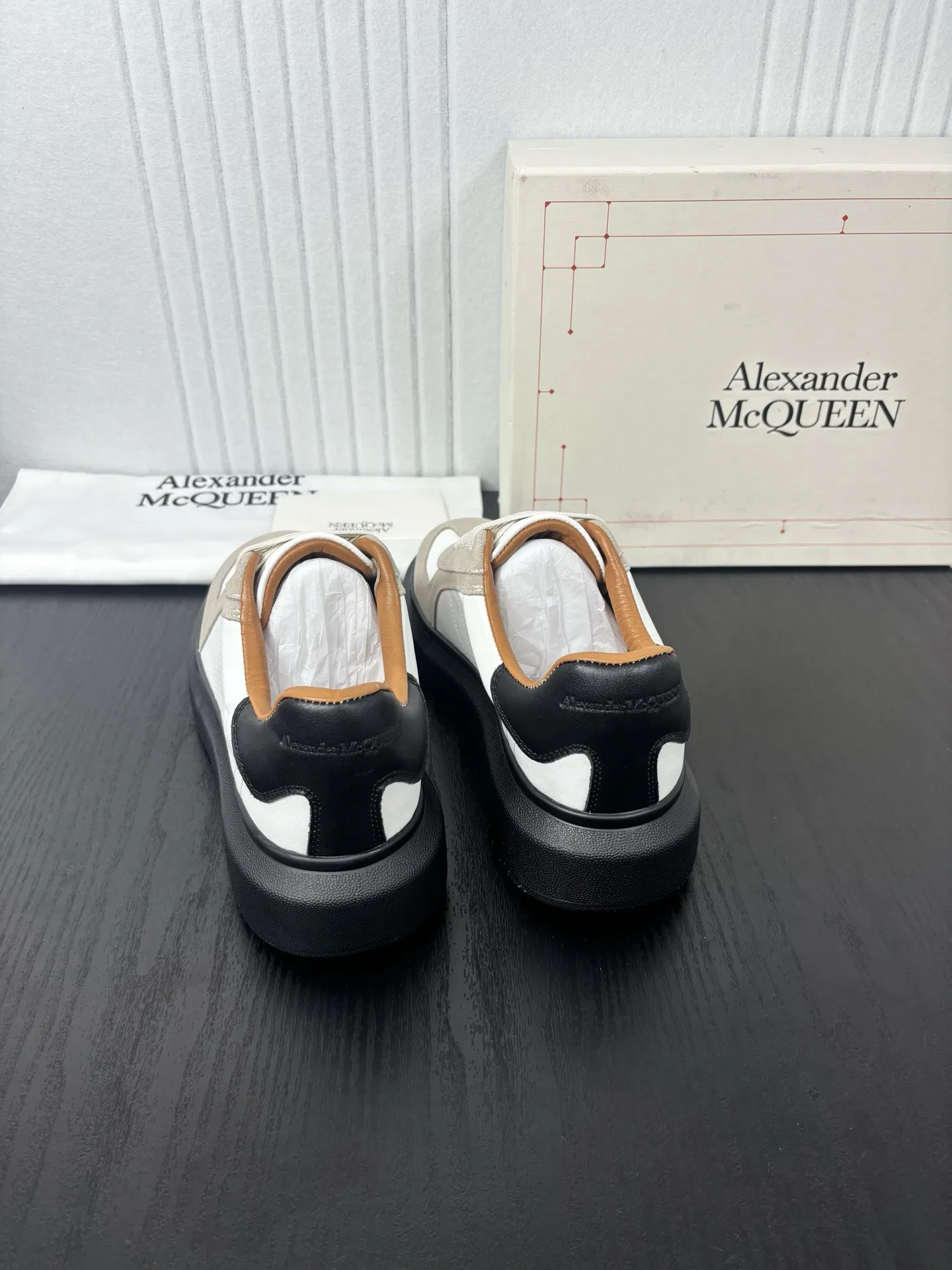 MCQ 27FW MUCSSYH 001 스니커즈 8