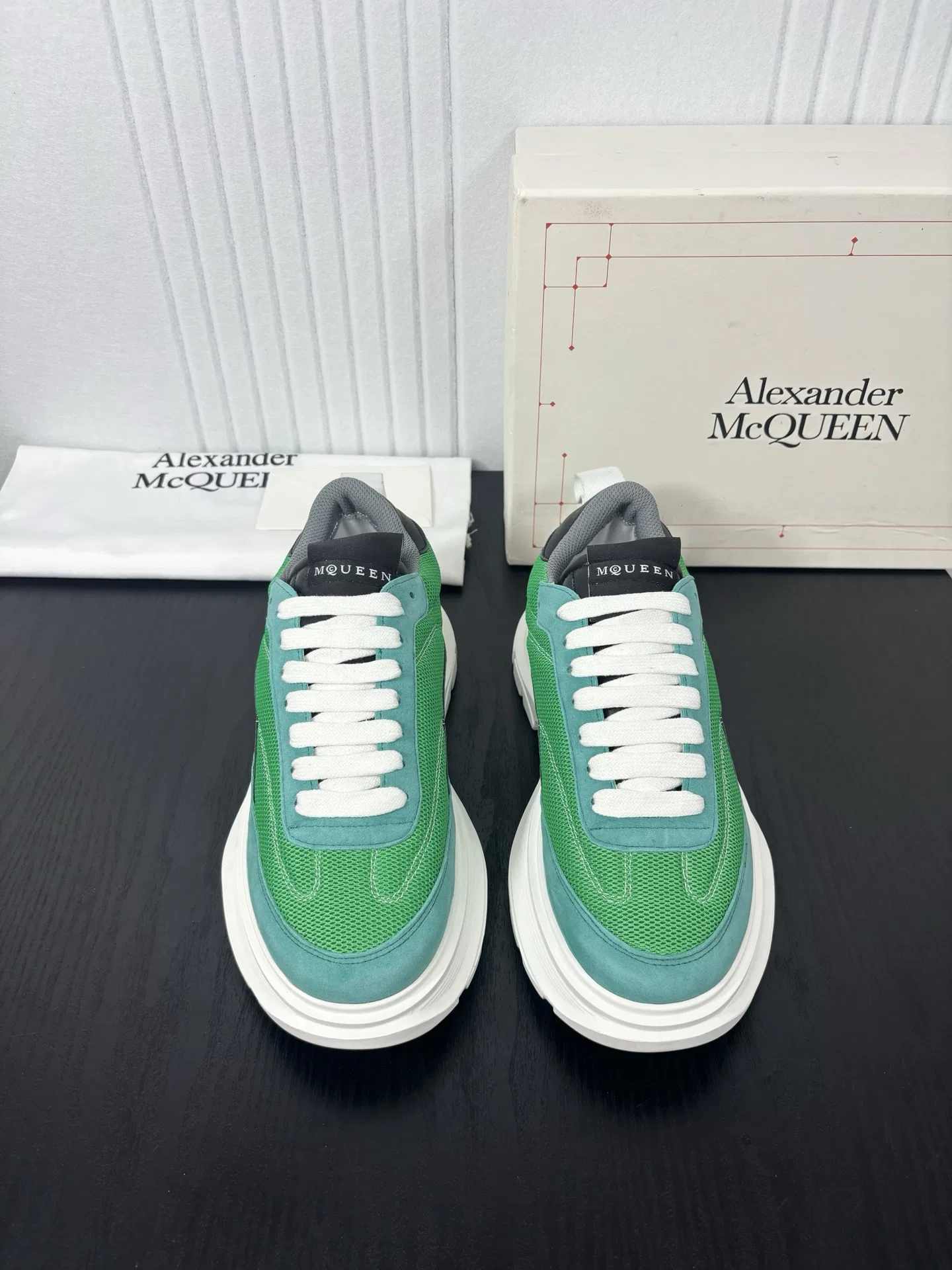 MCQ 27FW MUCSSYH 001 스니커즈 13